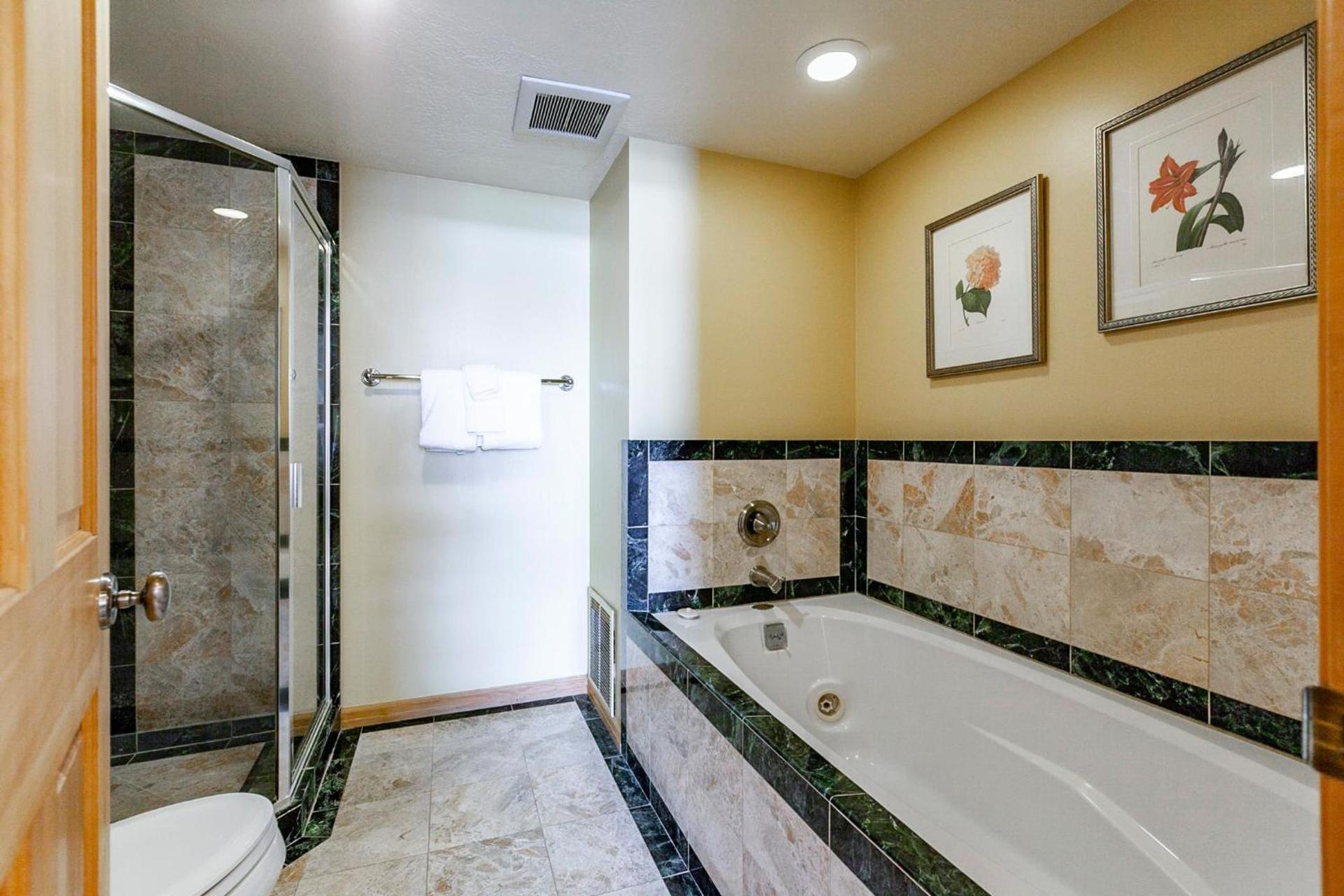 The Caledonian by All Seasons Resort Lodging photo 37