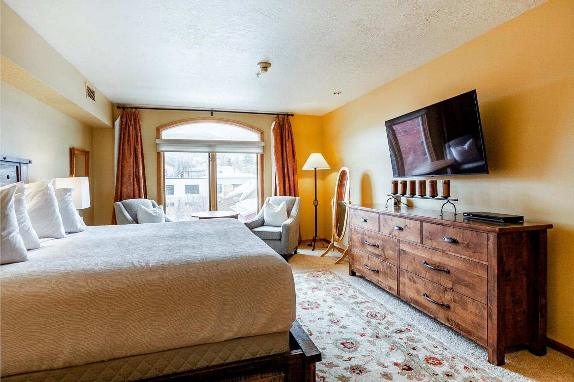 The Caledonian by All Seasons Resort Lodging photo 38