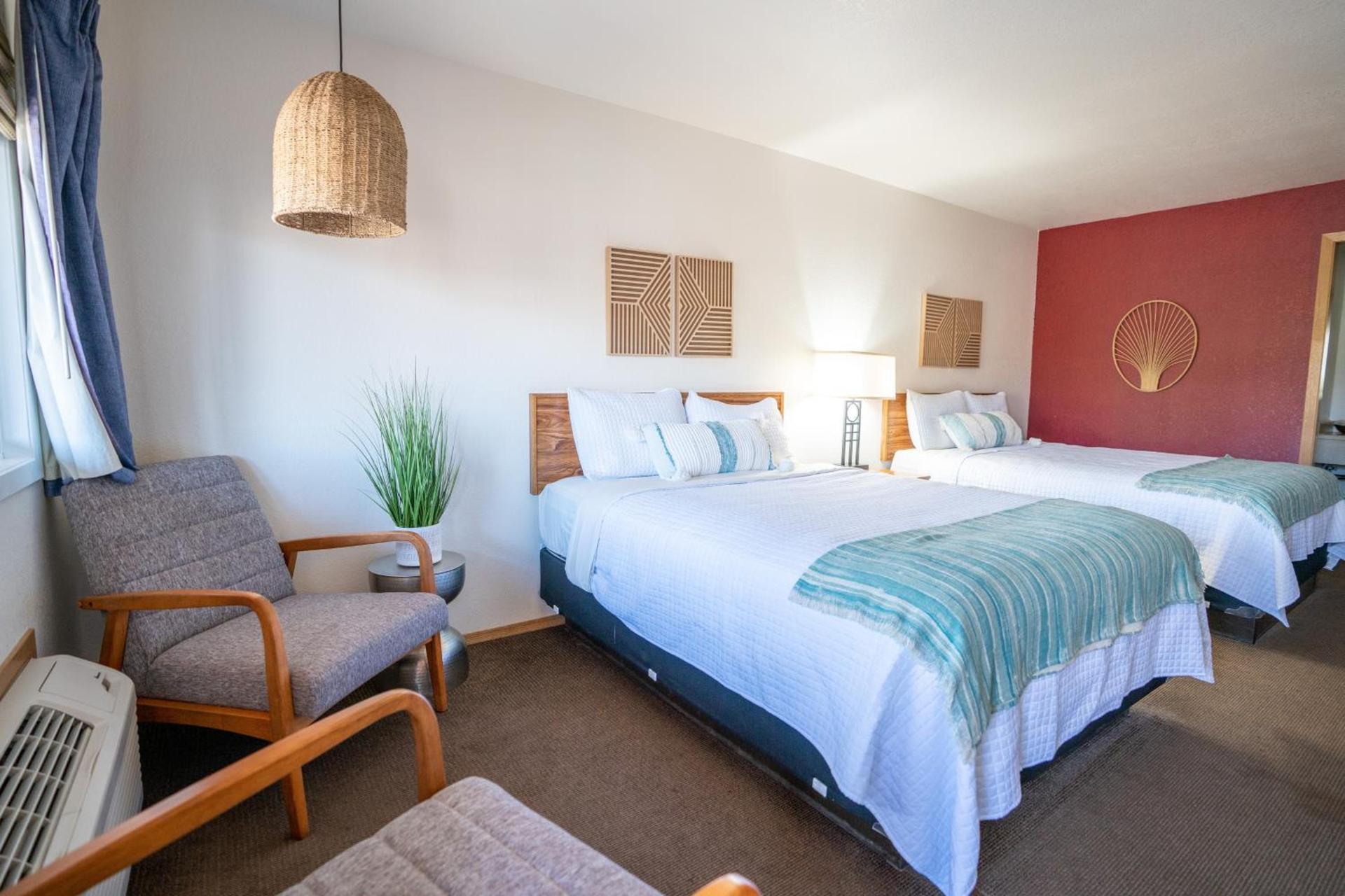 Hagerman Valley Inn photo 2