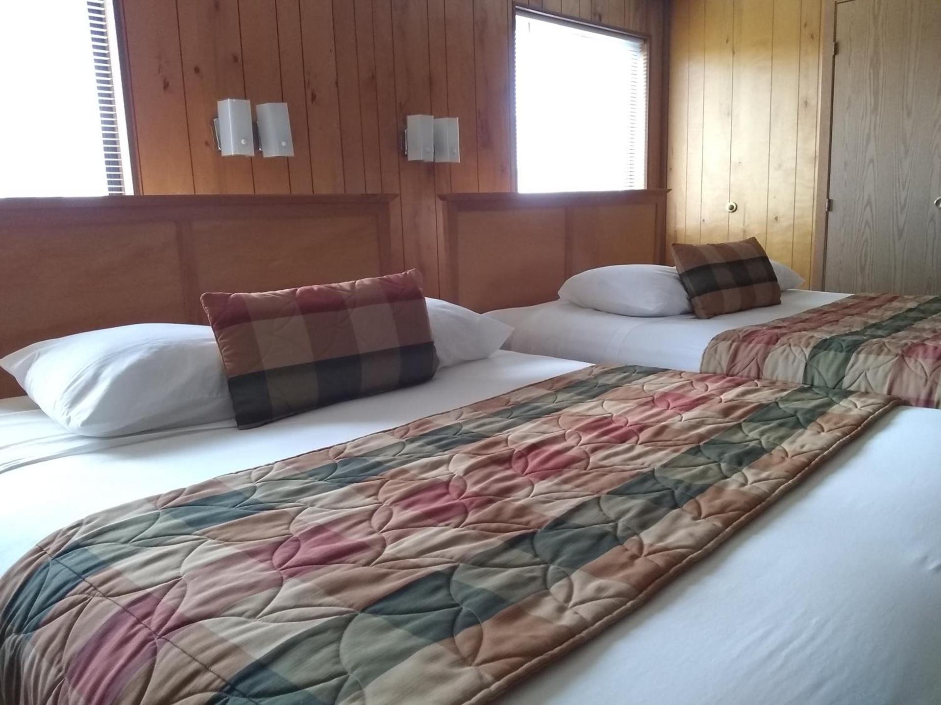 The Orca Inn photo 2