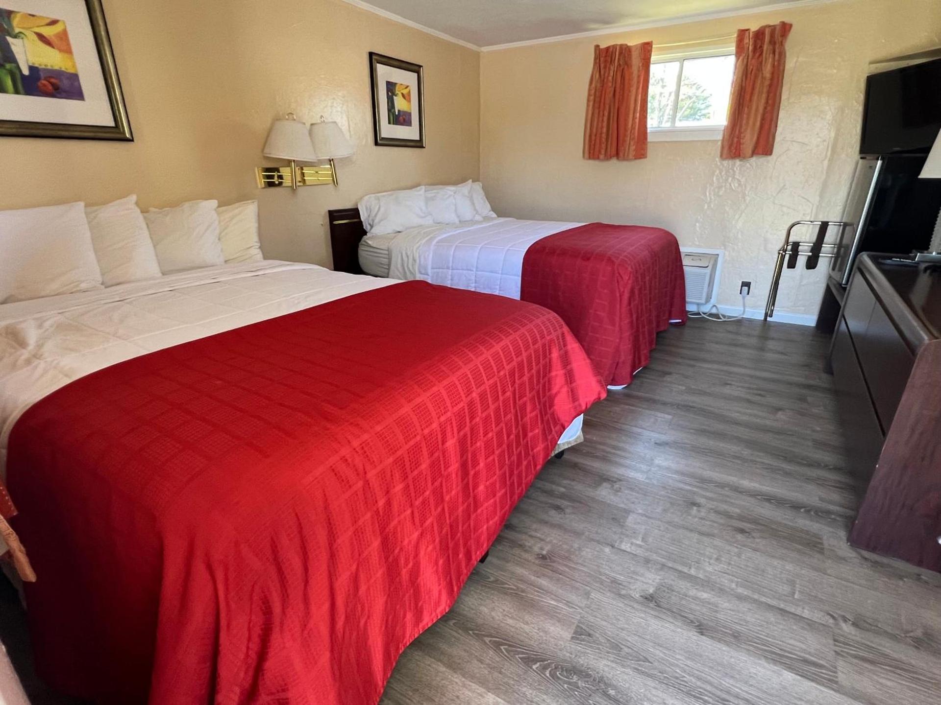 Beachway Motel photo 3