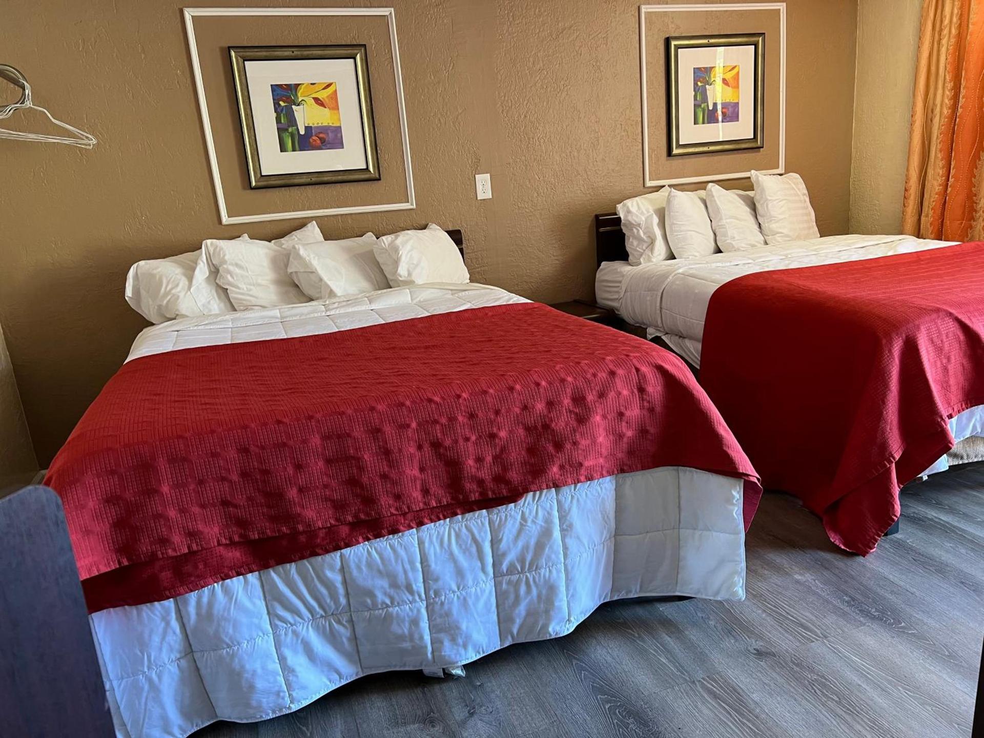 Beachway Motel photo 8
