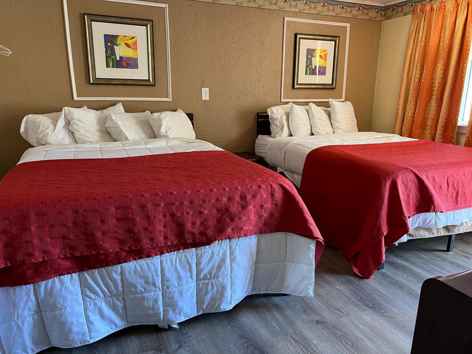 Beachway Motel photo 9