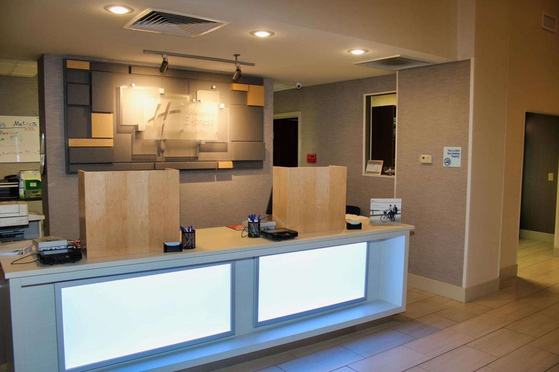 Holiday Inn Express by IHG photo 13