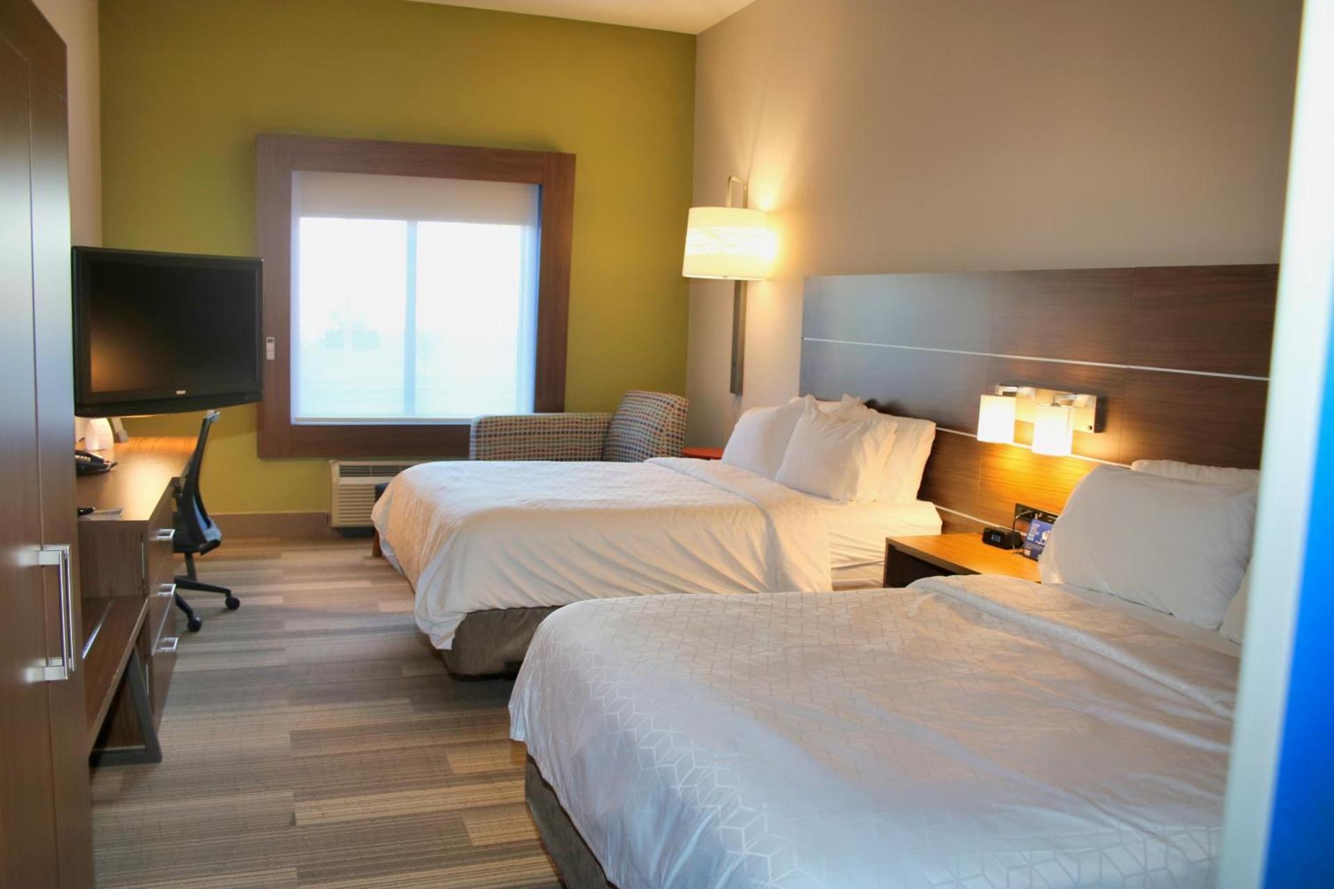 Holiday Inn Express by IHG photo 15