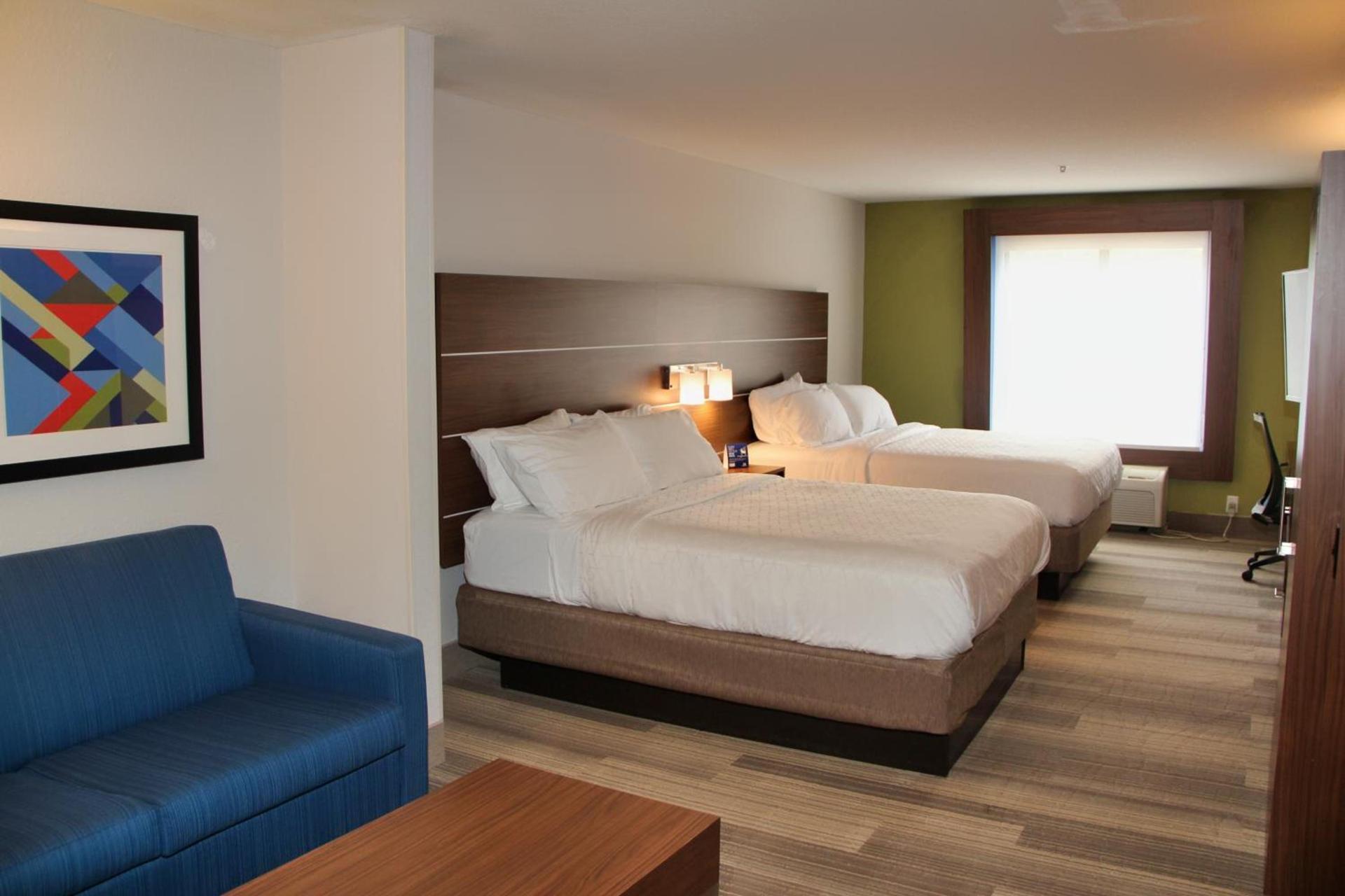 Holiday Inn Express by IHG photo 25