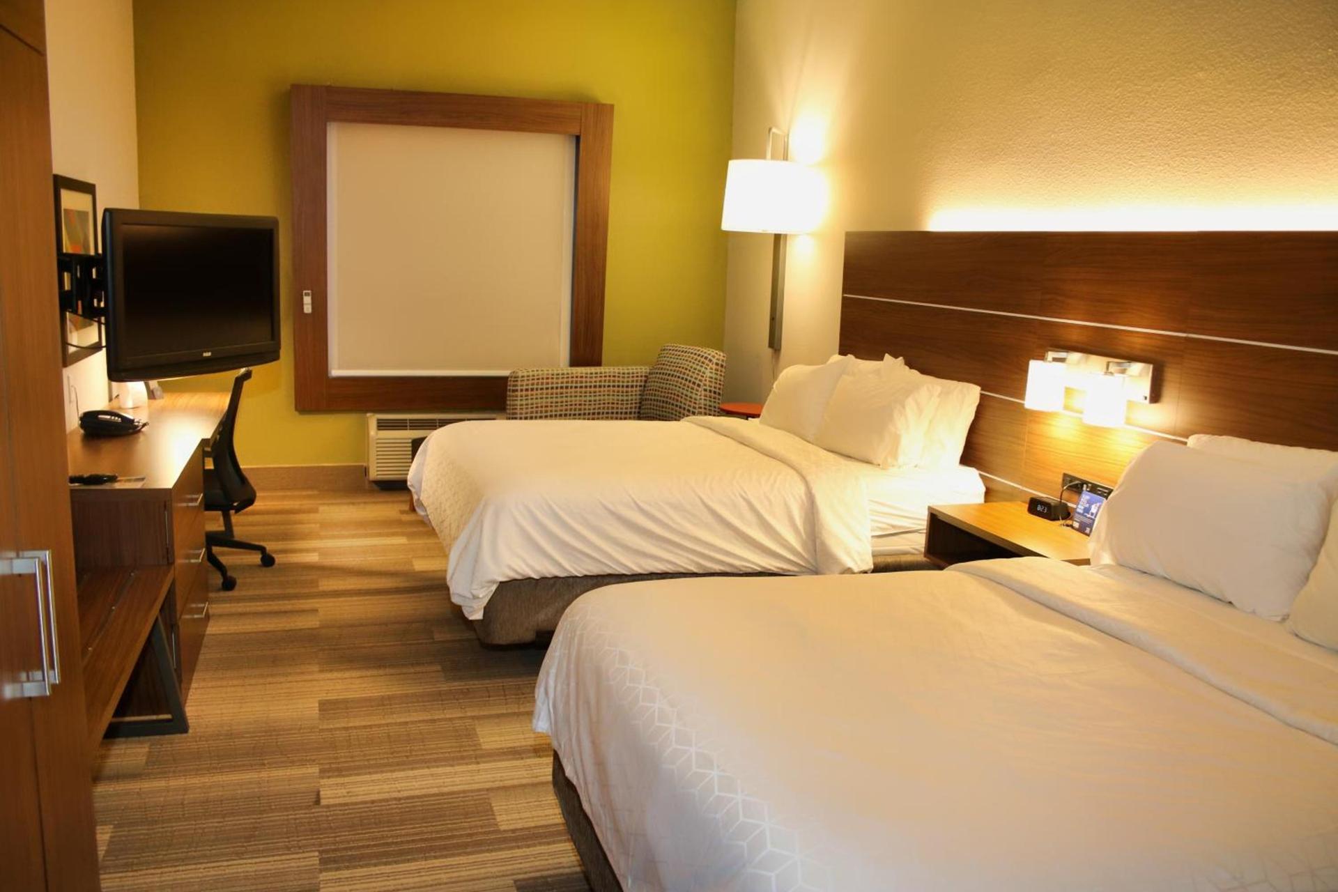 Holiday Inn Express by IHG photo 28
