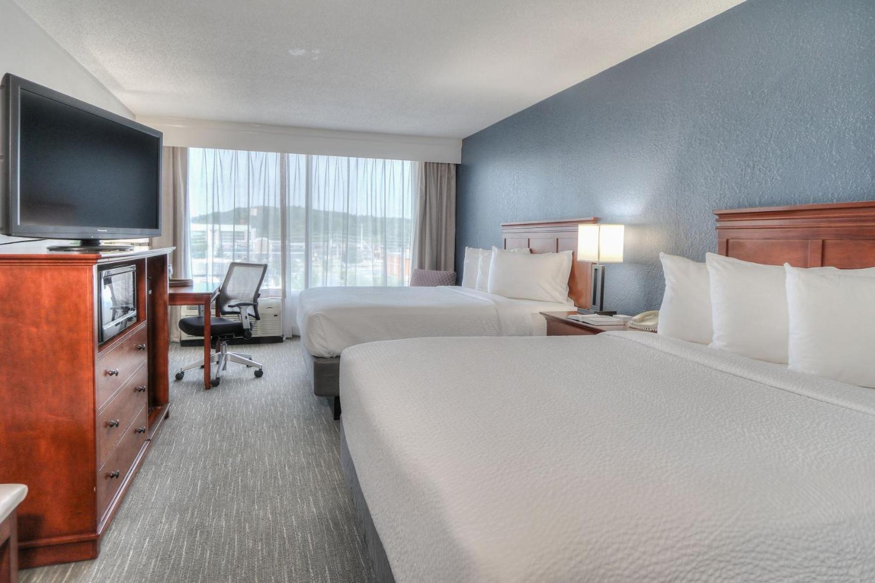 The Ramsey Hotel and Convention Center Pigeon Forge photo 3