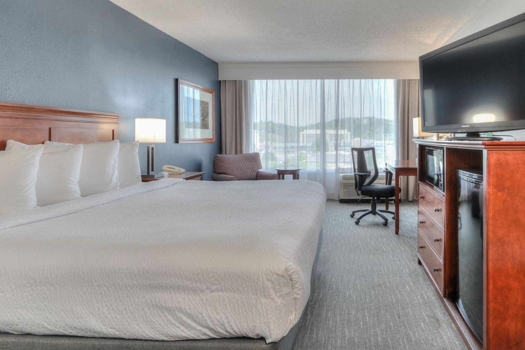 The Ramsey Hotel and Convention Center Pigeon Forge photo 29