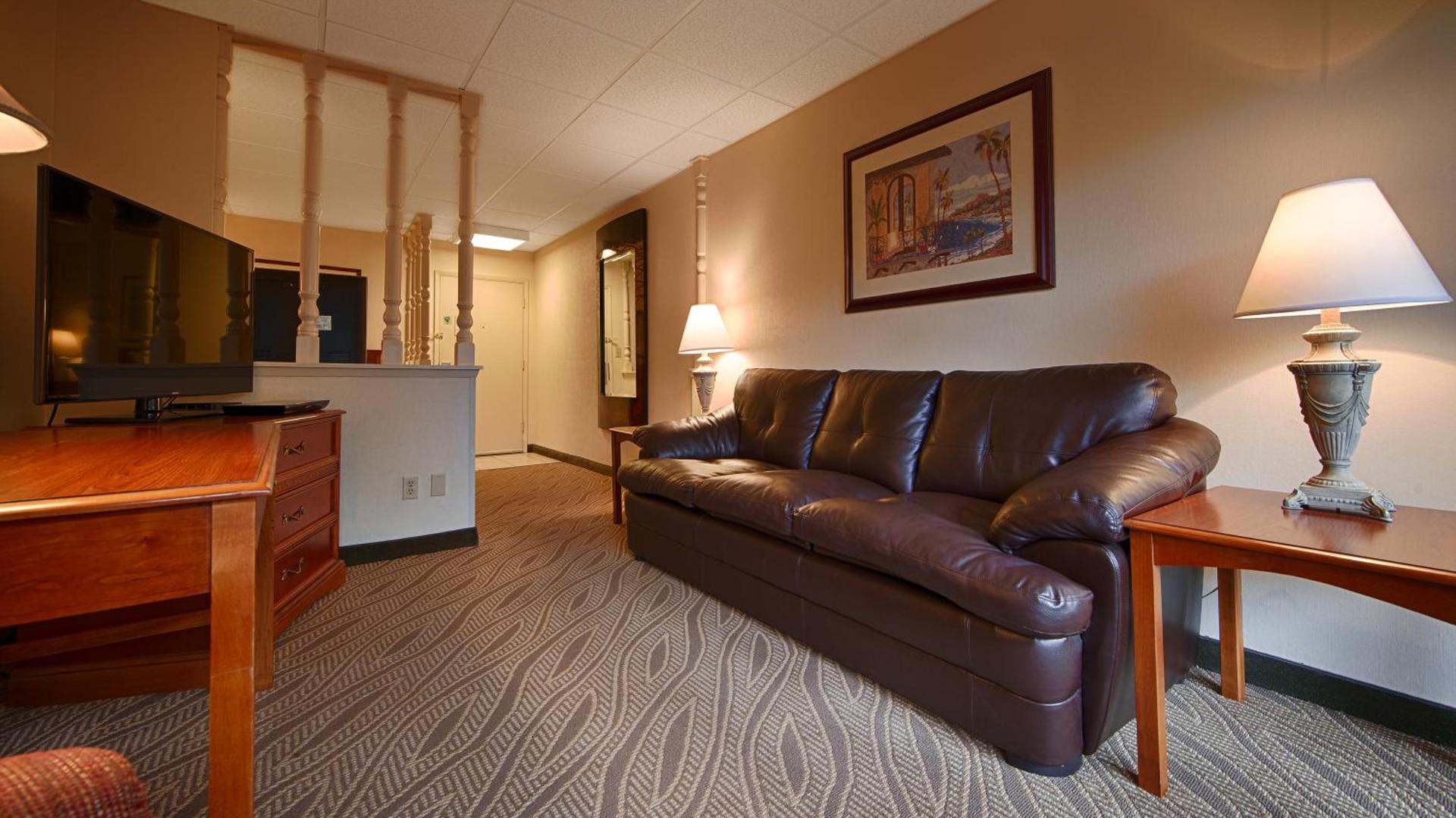 Best Western Naples Inn & Suites photo 9