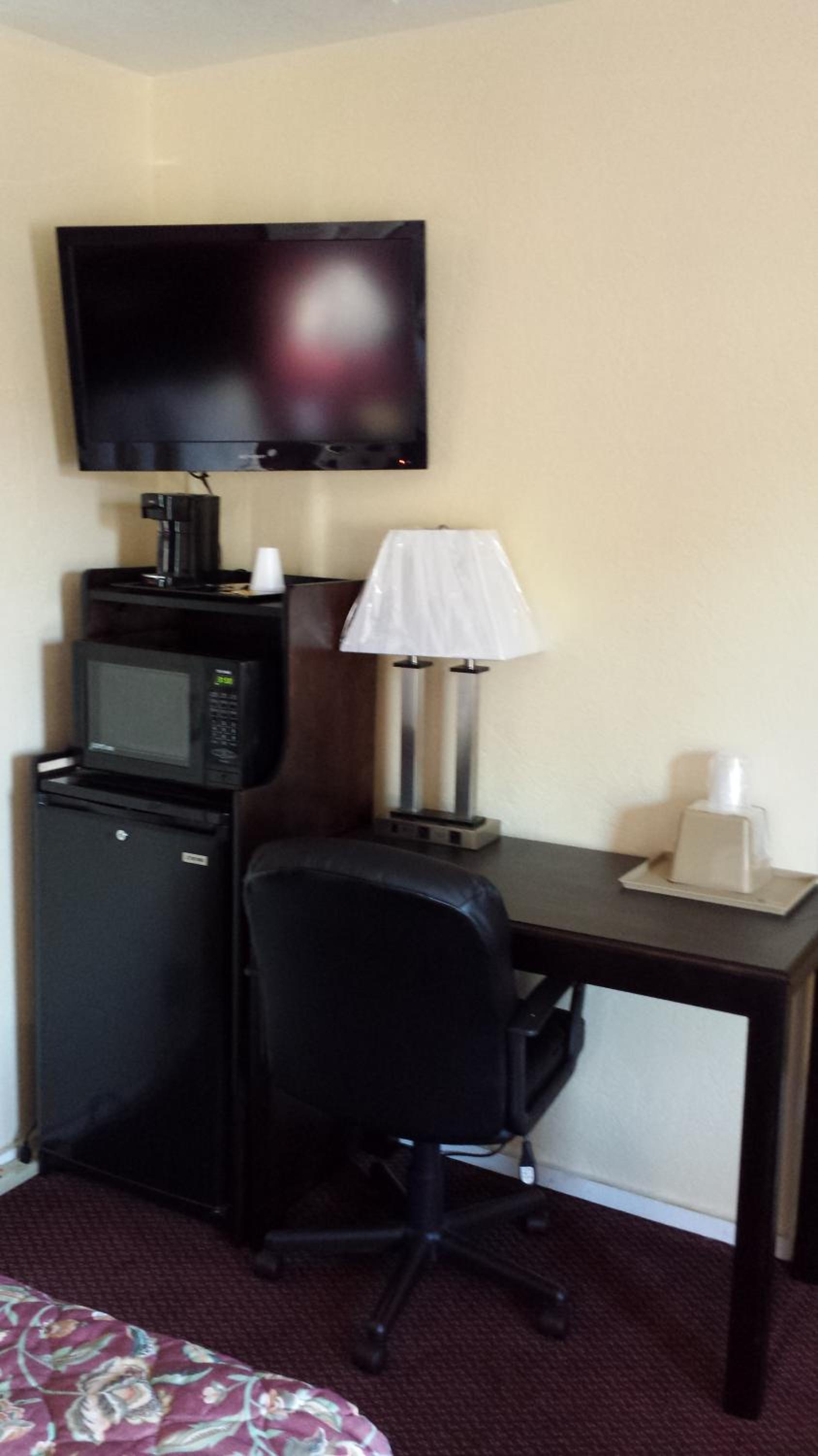 American Inn photo 16