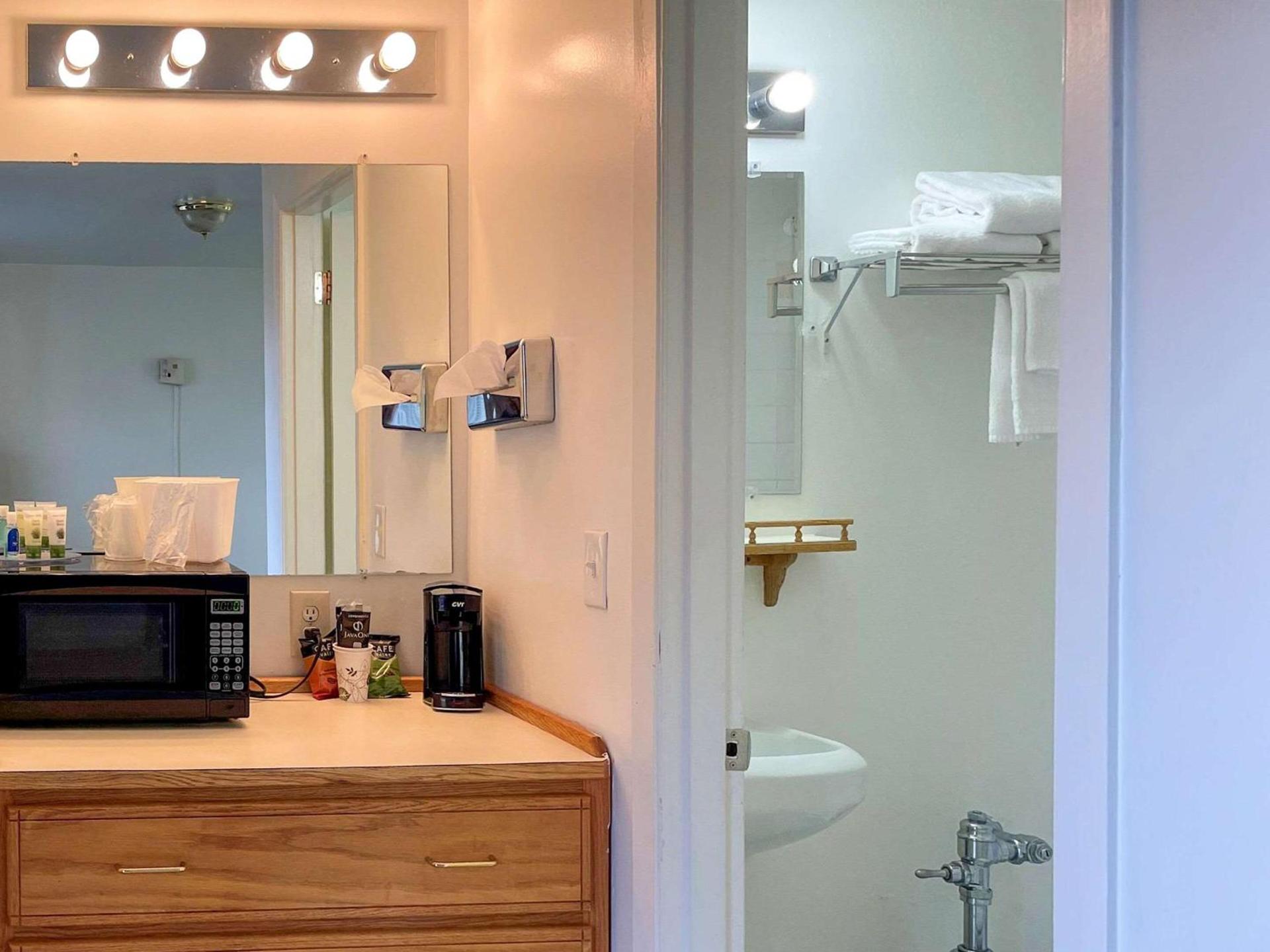 Rodeway Inn & Suites Omak - Okanogan photo 11