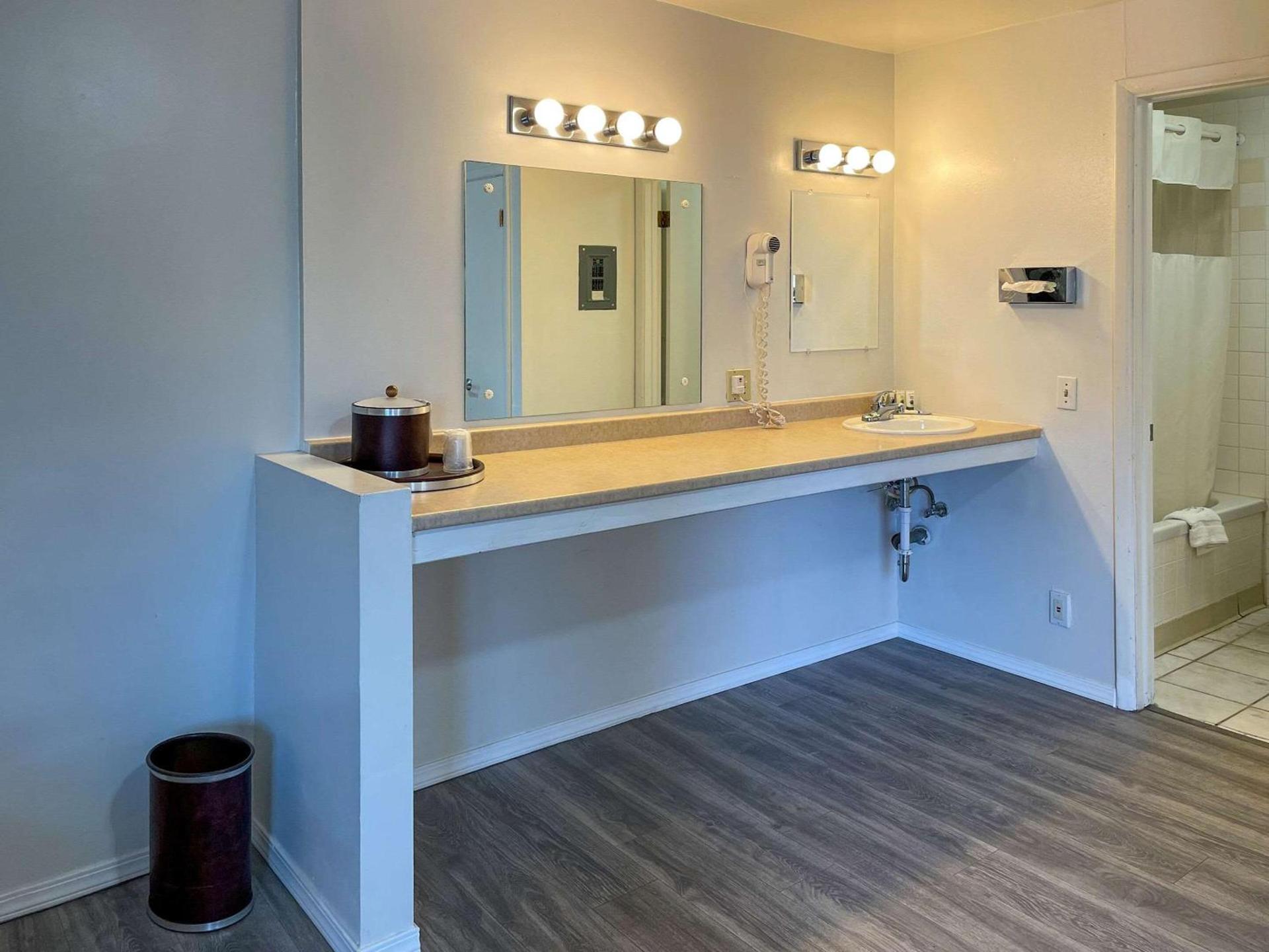 Rodeway Inn & Suites Omak - Okanogan photo 16