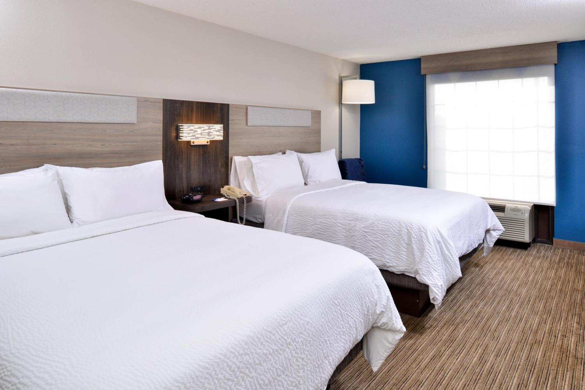 Holiday Inn Express Winston-Salem Medical Ctr Area photo 39