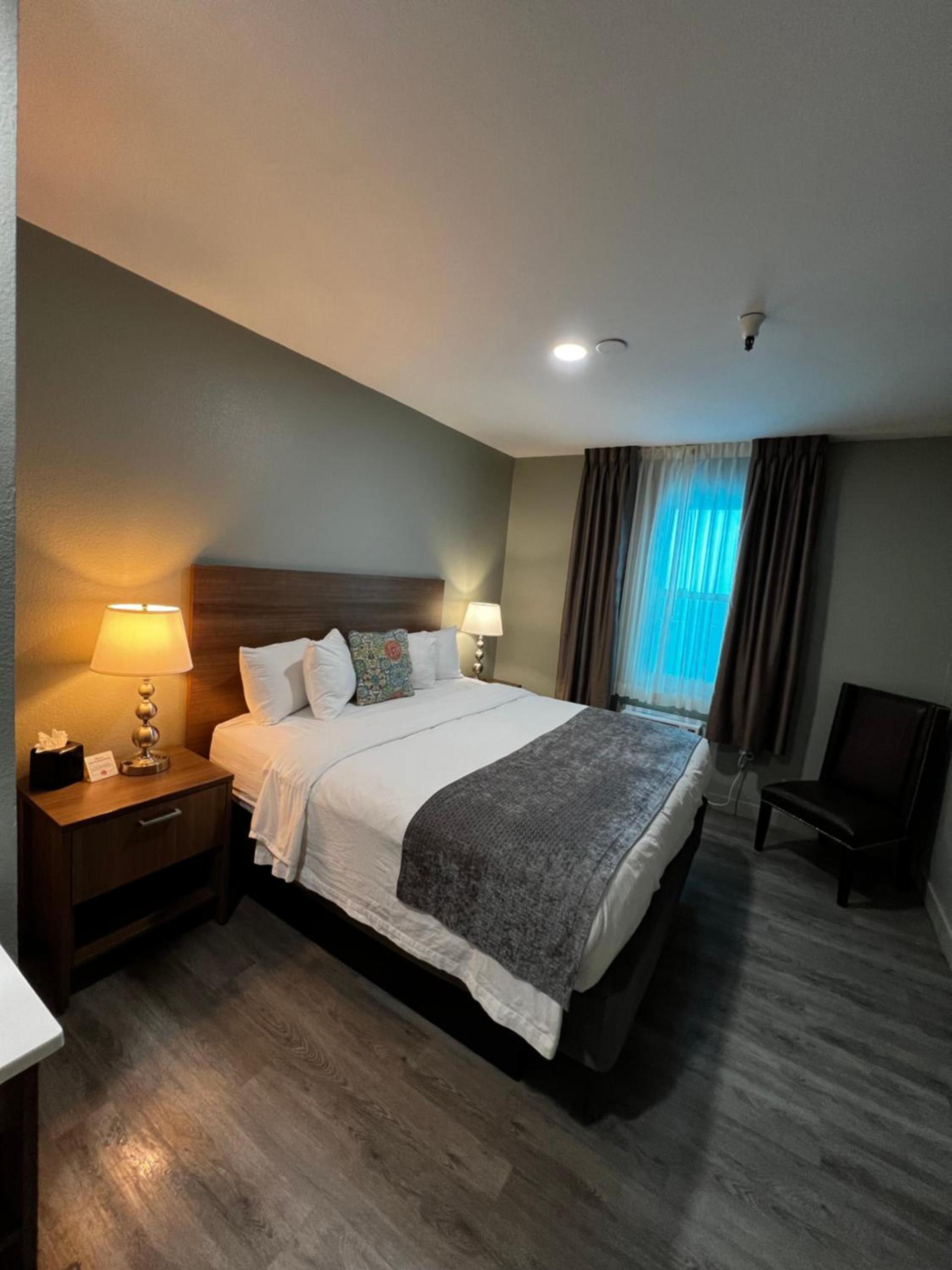Urban Boutique Hotel- Little Italy, Downtown San Diego photo 12