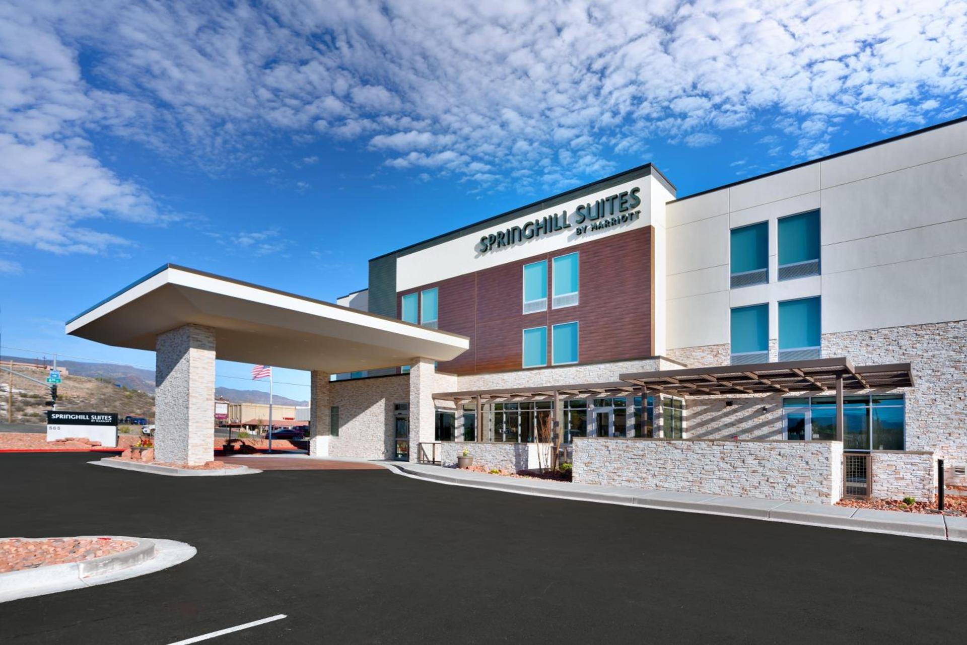 SpringHill Suites by Marriott Cottonwood photo 13