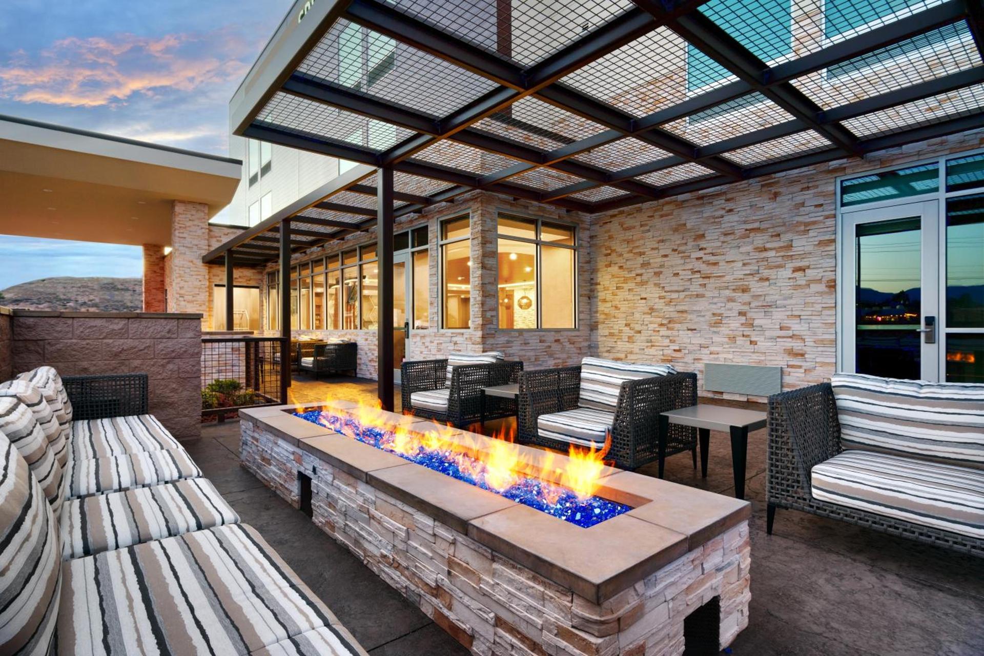 SpringHill Suites by Marriott Cottonwood photo 30
