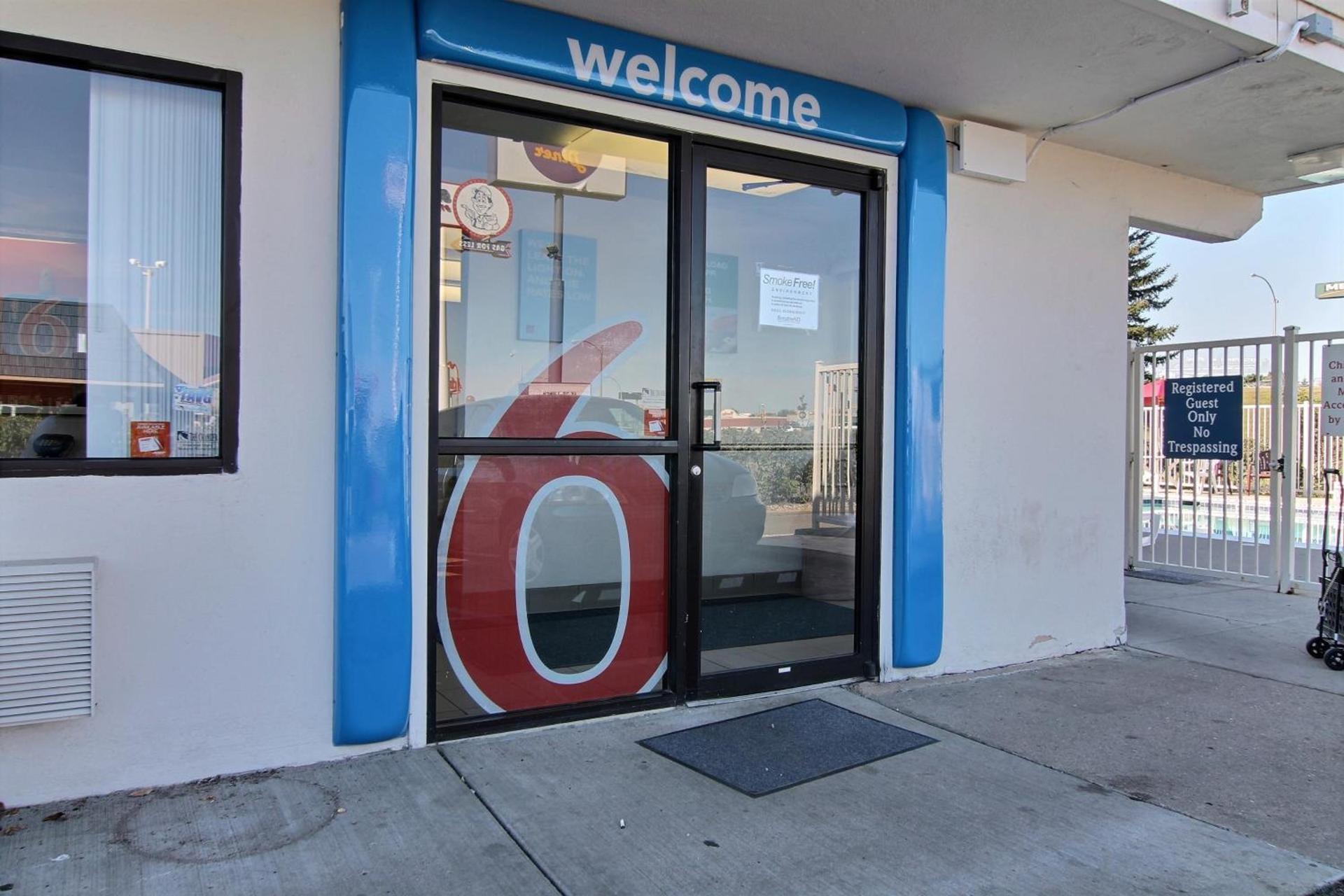 Motel 6-Bismarck, ND photo 2