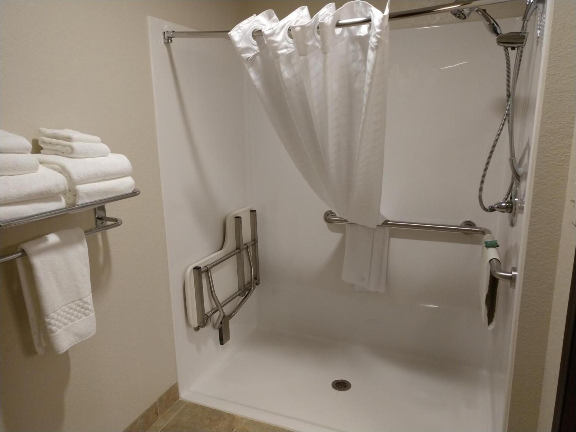 Cobblestone Inn & Suites - Monticello photo 27