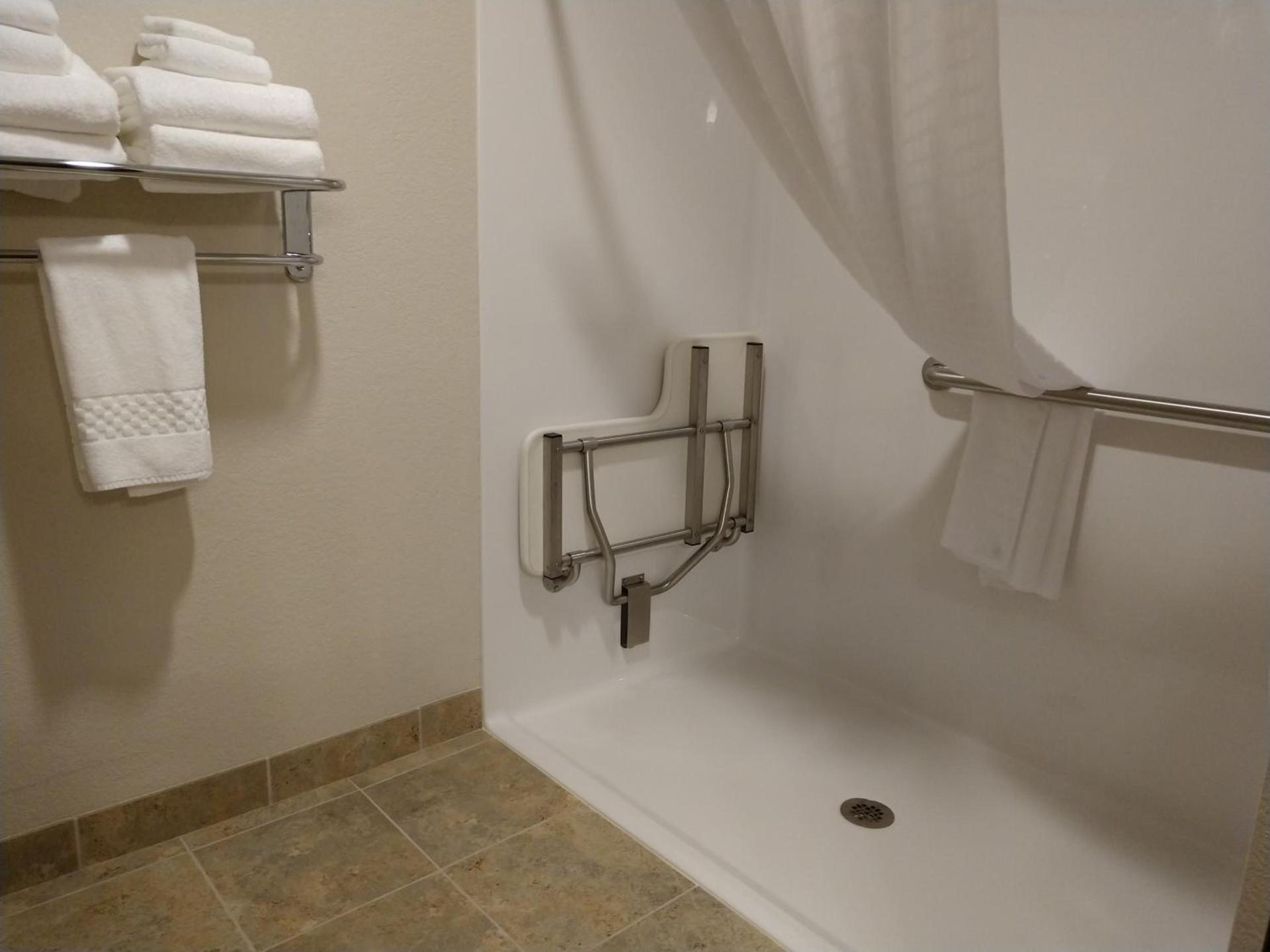 Cobblestone Inn & Suites - Monticello photo 29