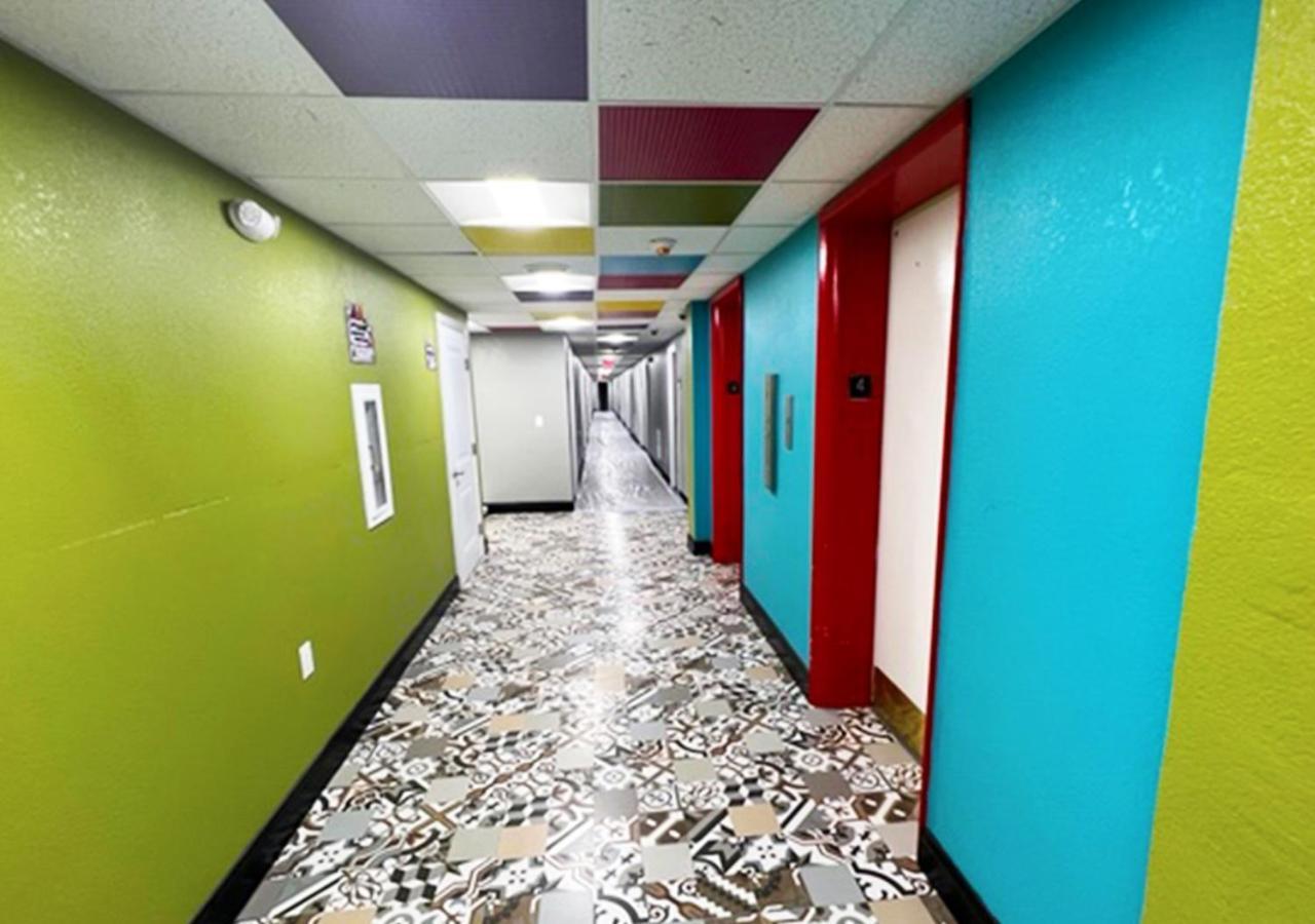 Philly Inn & Suites photo 16