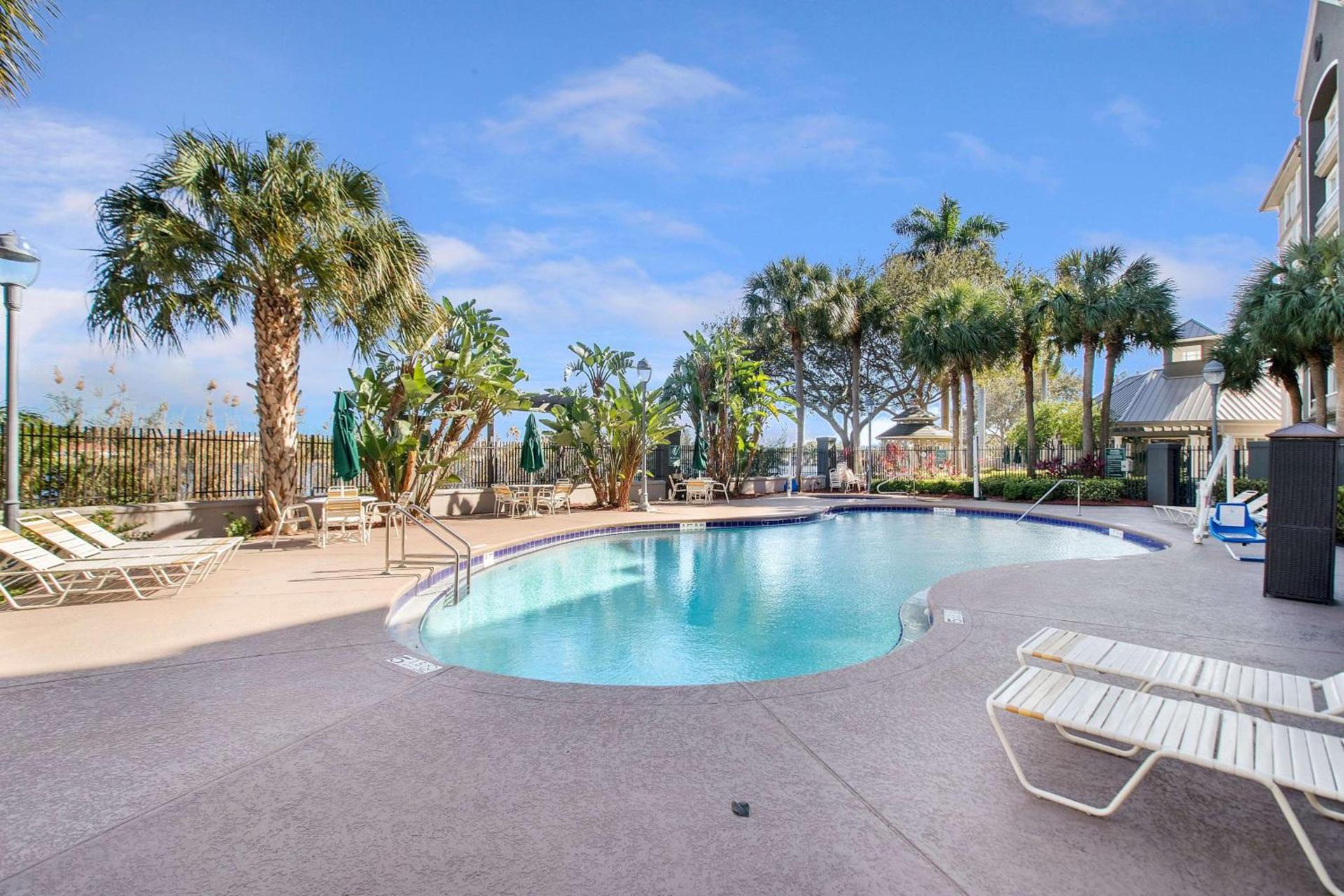 La Quinta by Wyndham Ft. Lauderdale Airport photo 11