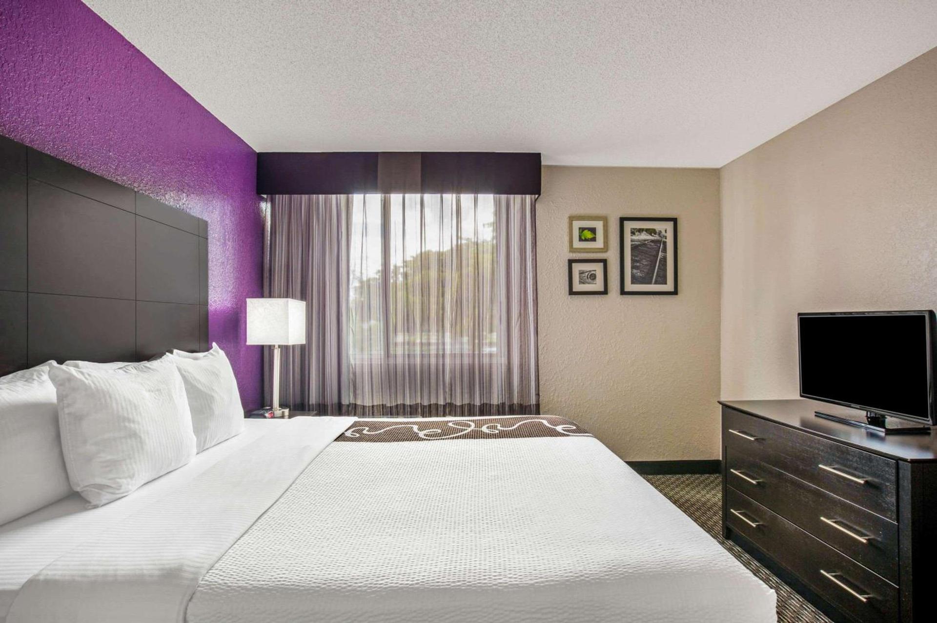 La Quinta by Wyndham Miami Lakes photo 25