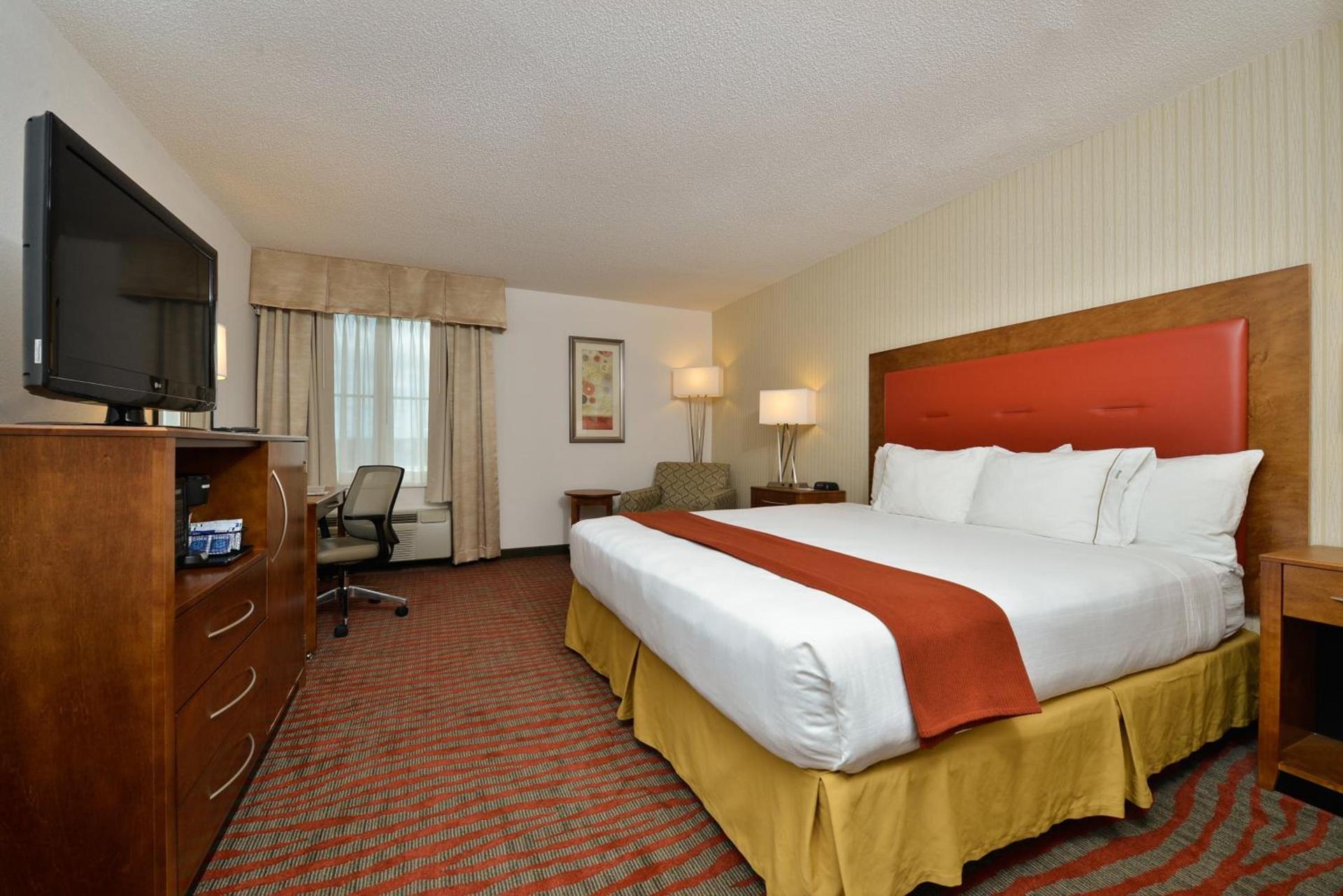 Holiday Inn Express Boston-Milford by IHG photo 70