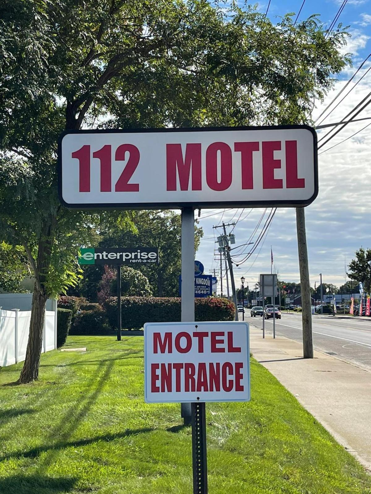 112 Motel photo 8