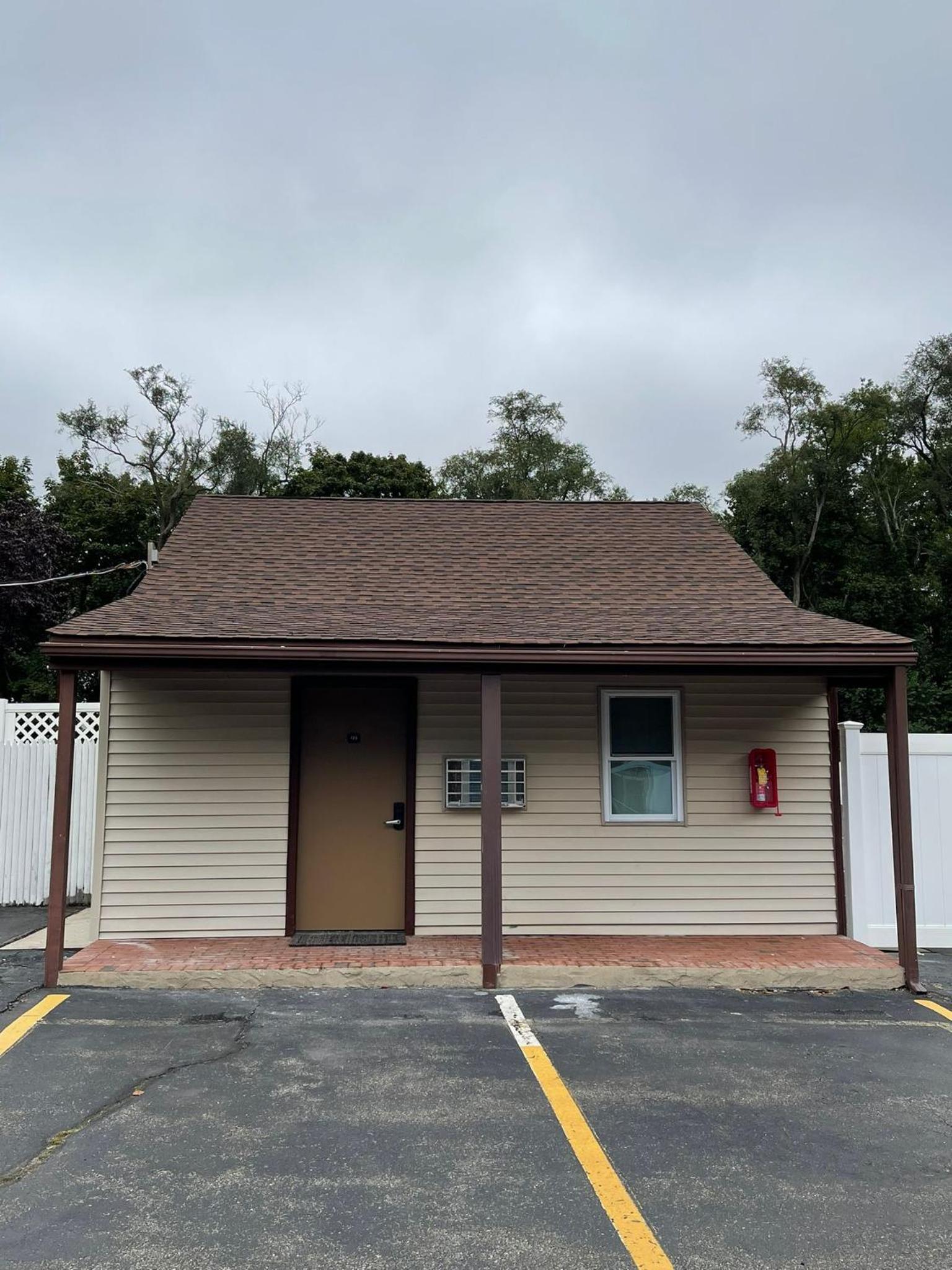 112 Motel photo 14