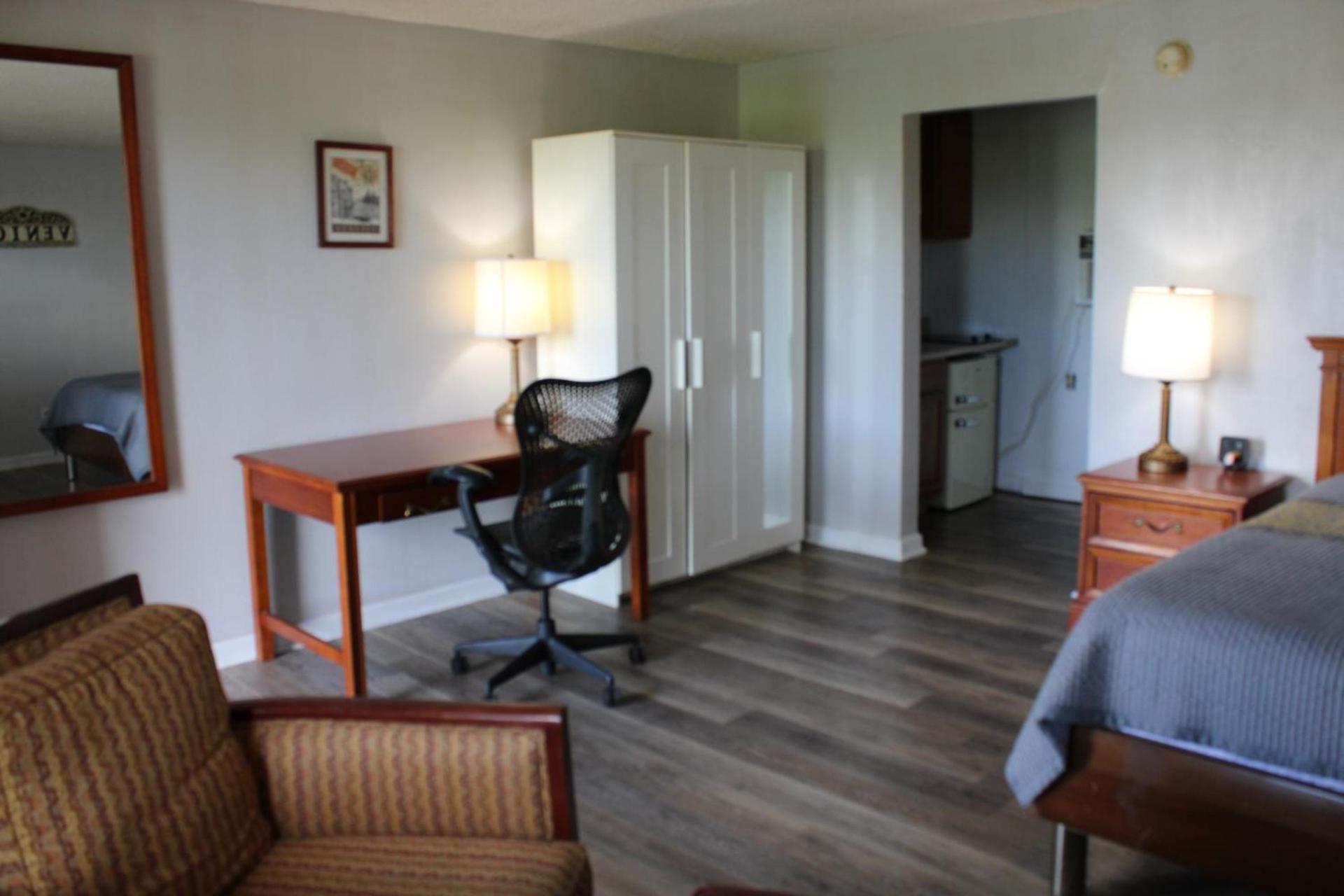 ANS INN & SUITES photo 8