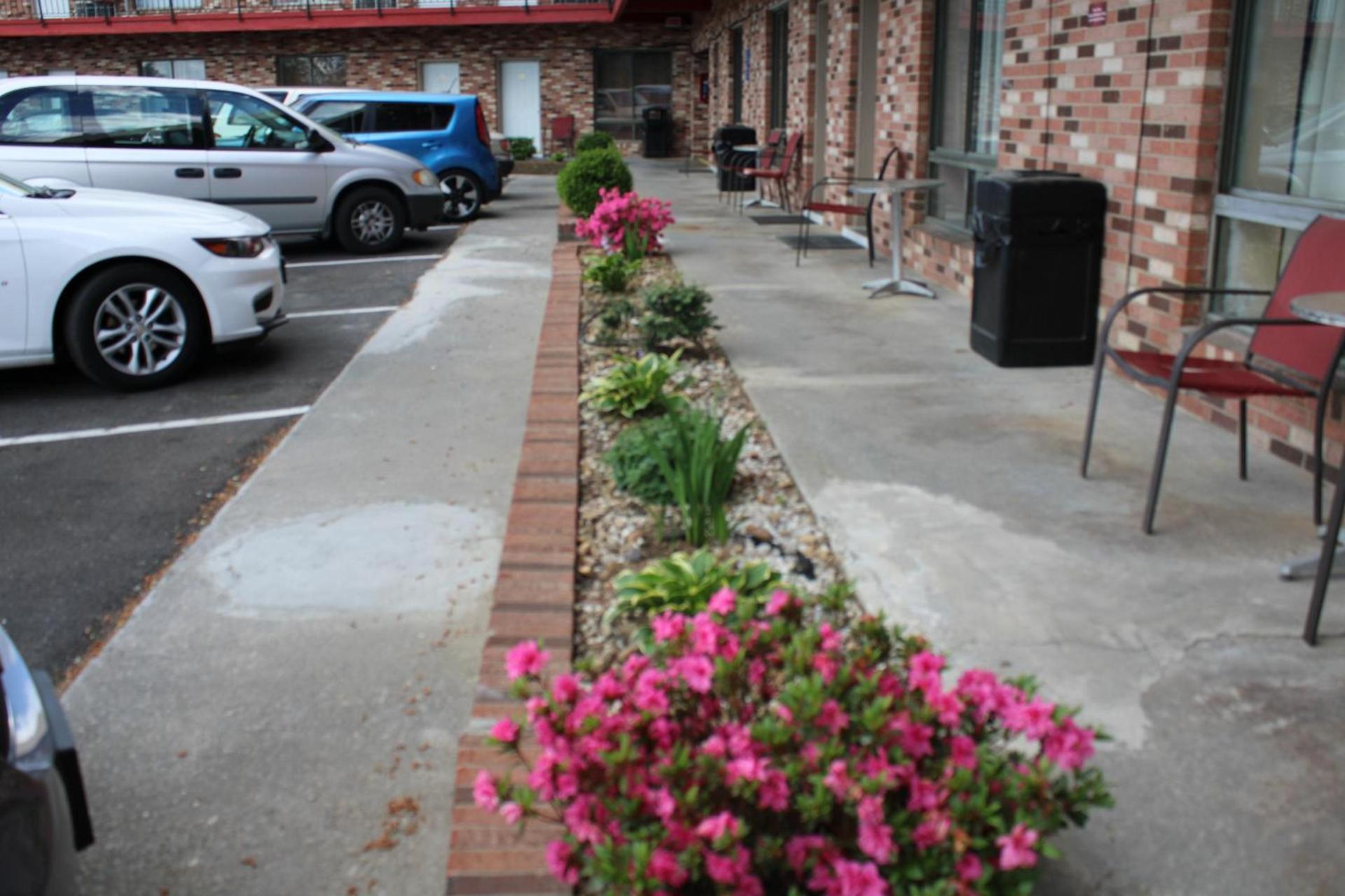 ANS INN & SUITES photo 9
