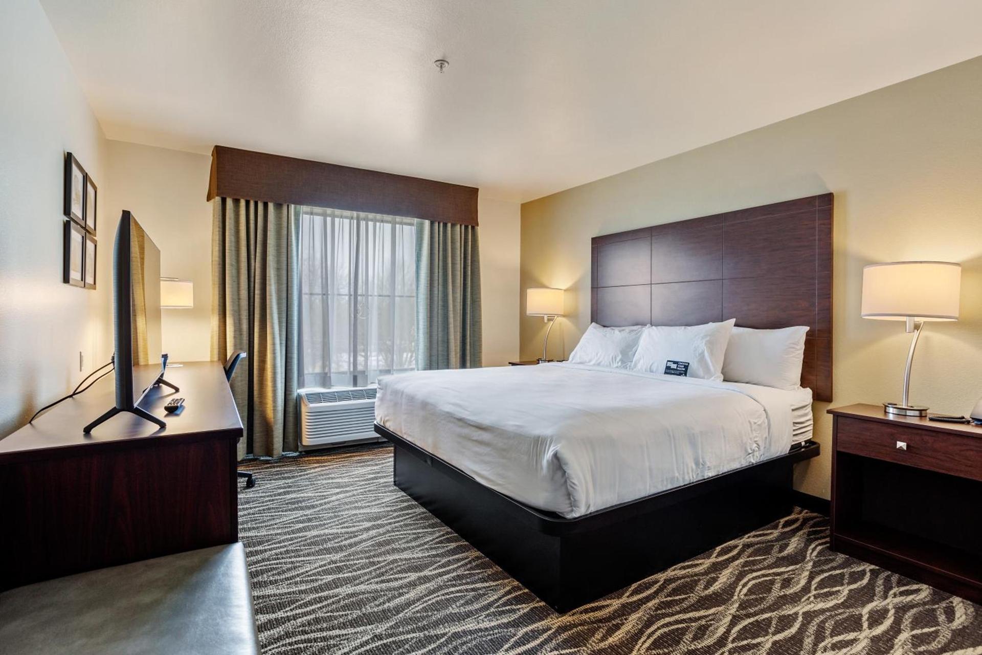 Cobblestone Hotel & Suites - Little Chute photo 63