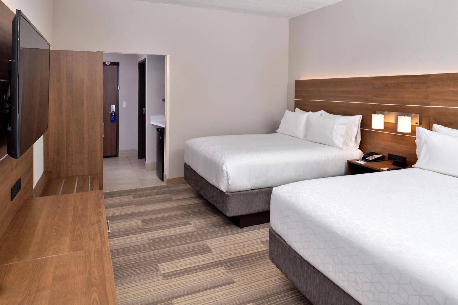 Holiday Inn Express Melbourne West by IHG photo 6