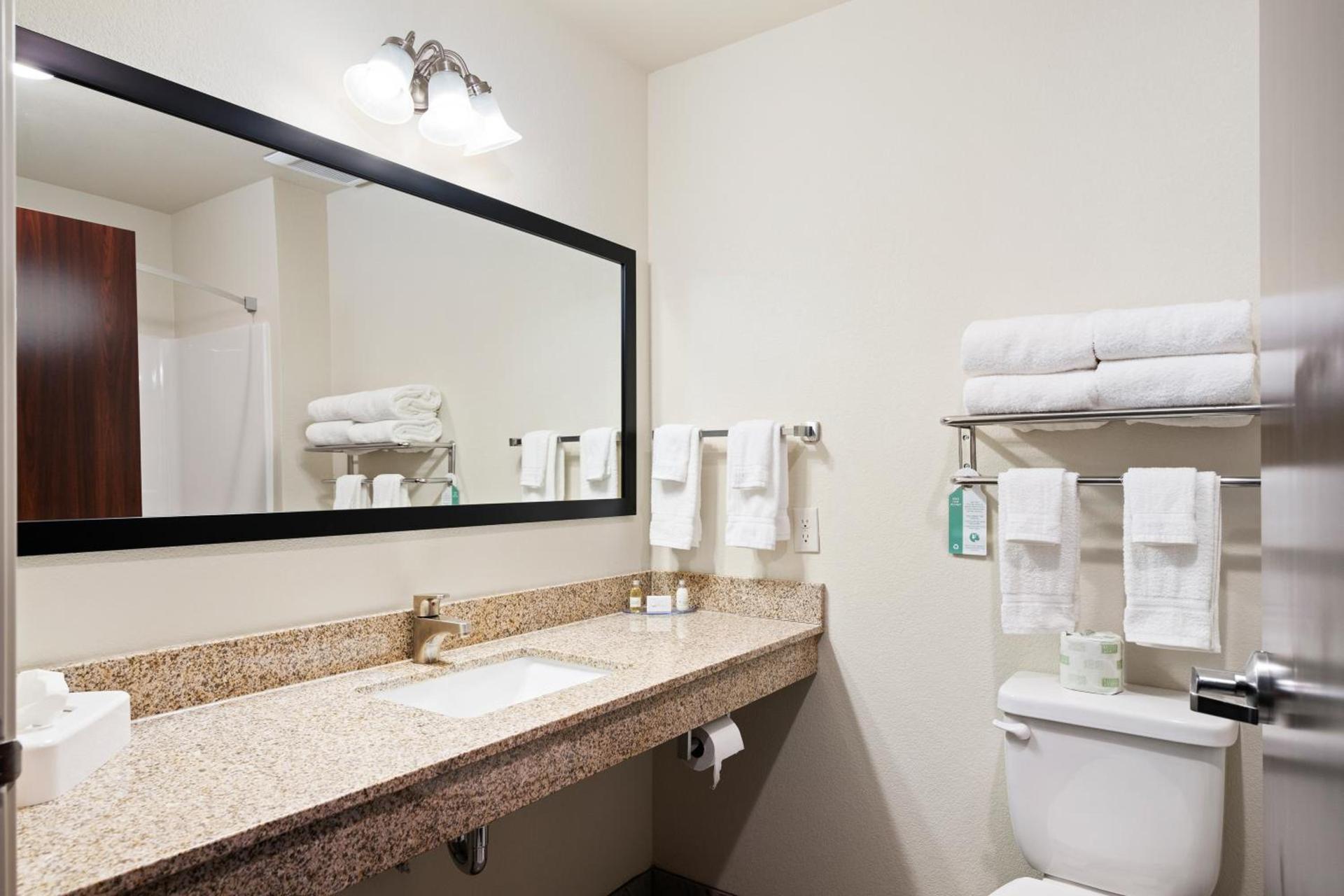 Cobblestone Inn & Suites - Yuma photo 5
