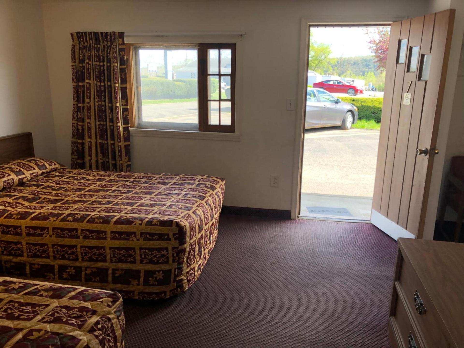 DEEPWELL MOTEL photo 15
