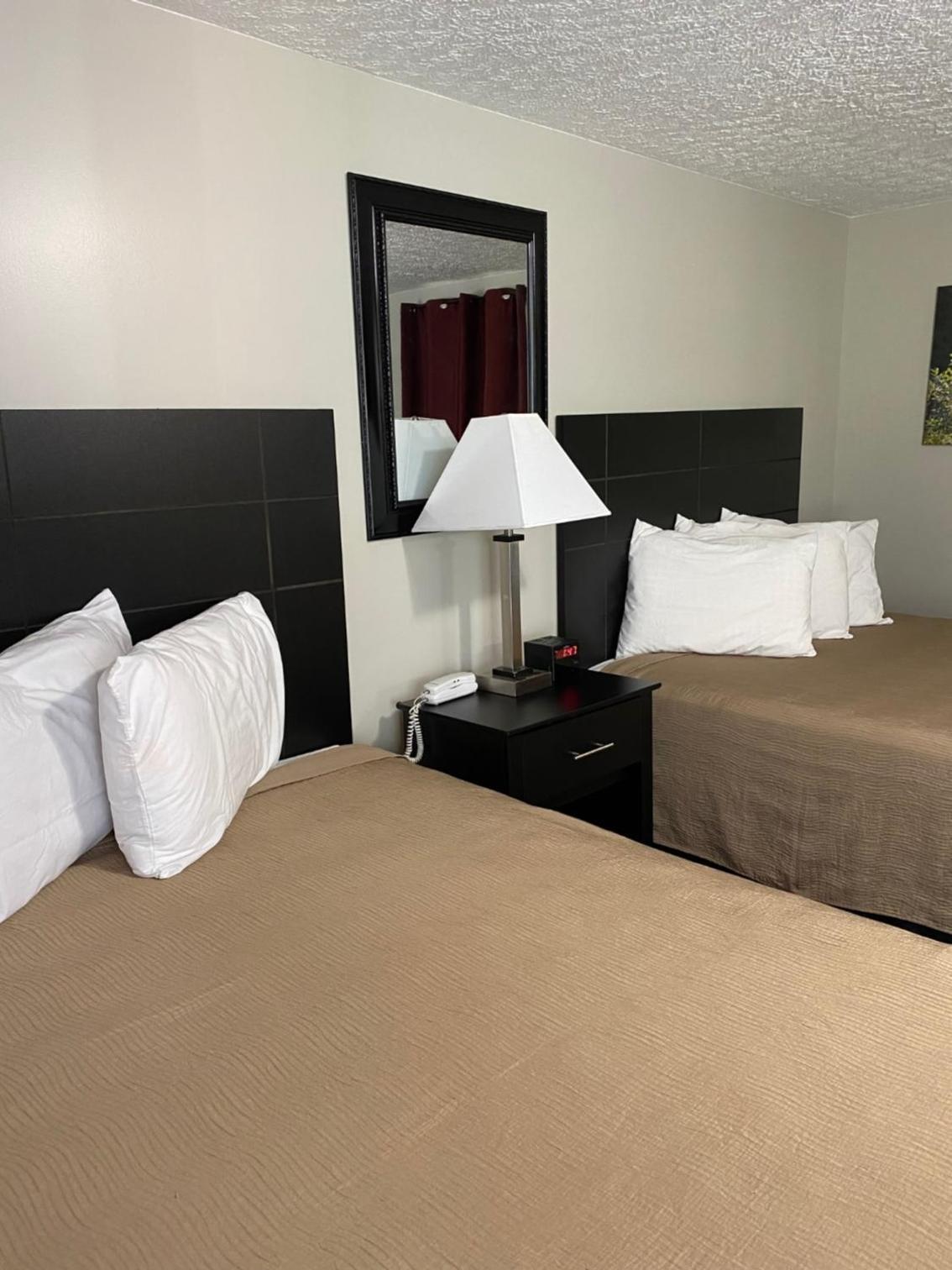 The New Lantern Motel photo 6