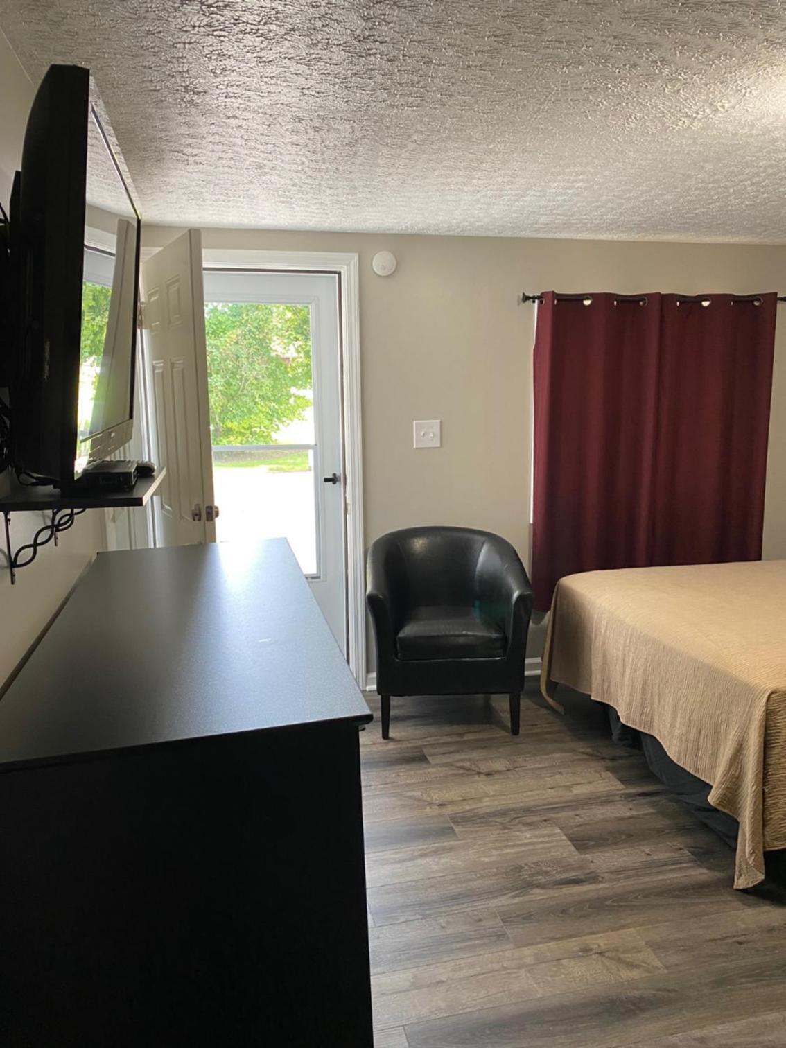 The New Lantern Motel photo 13