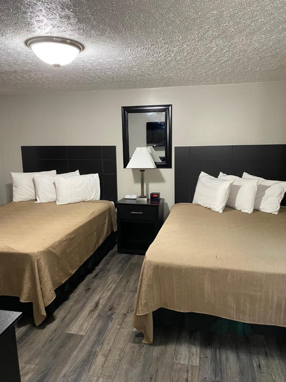 The New Lantern Motel photo 14