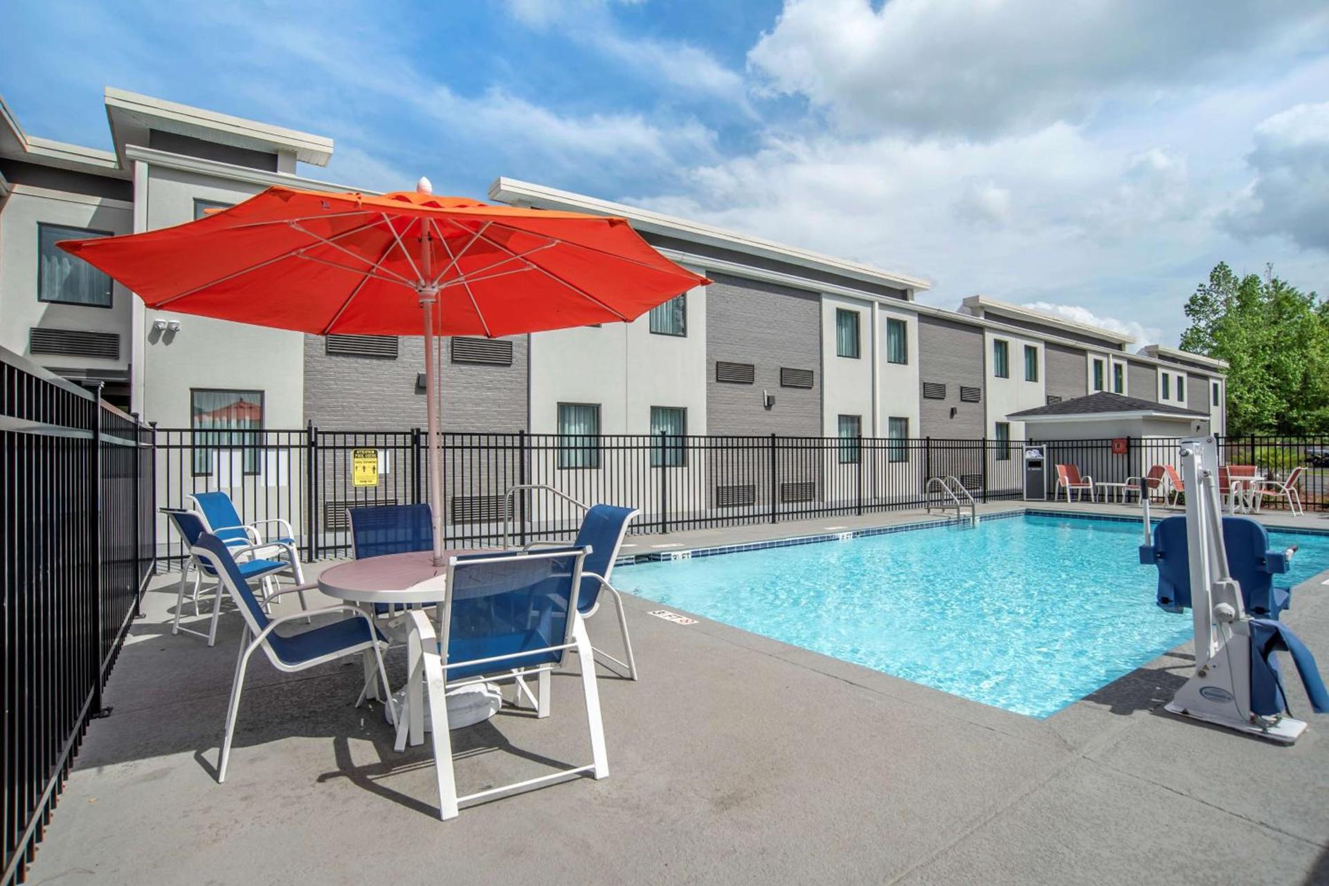 Best Western Brewton Inn photo 31