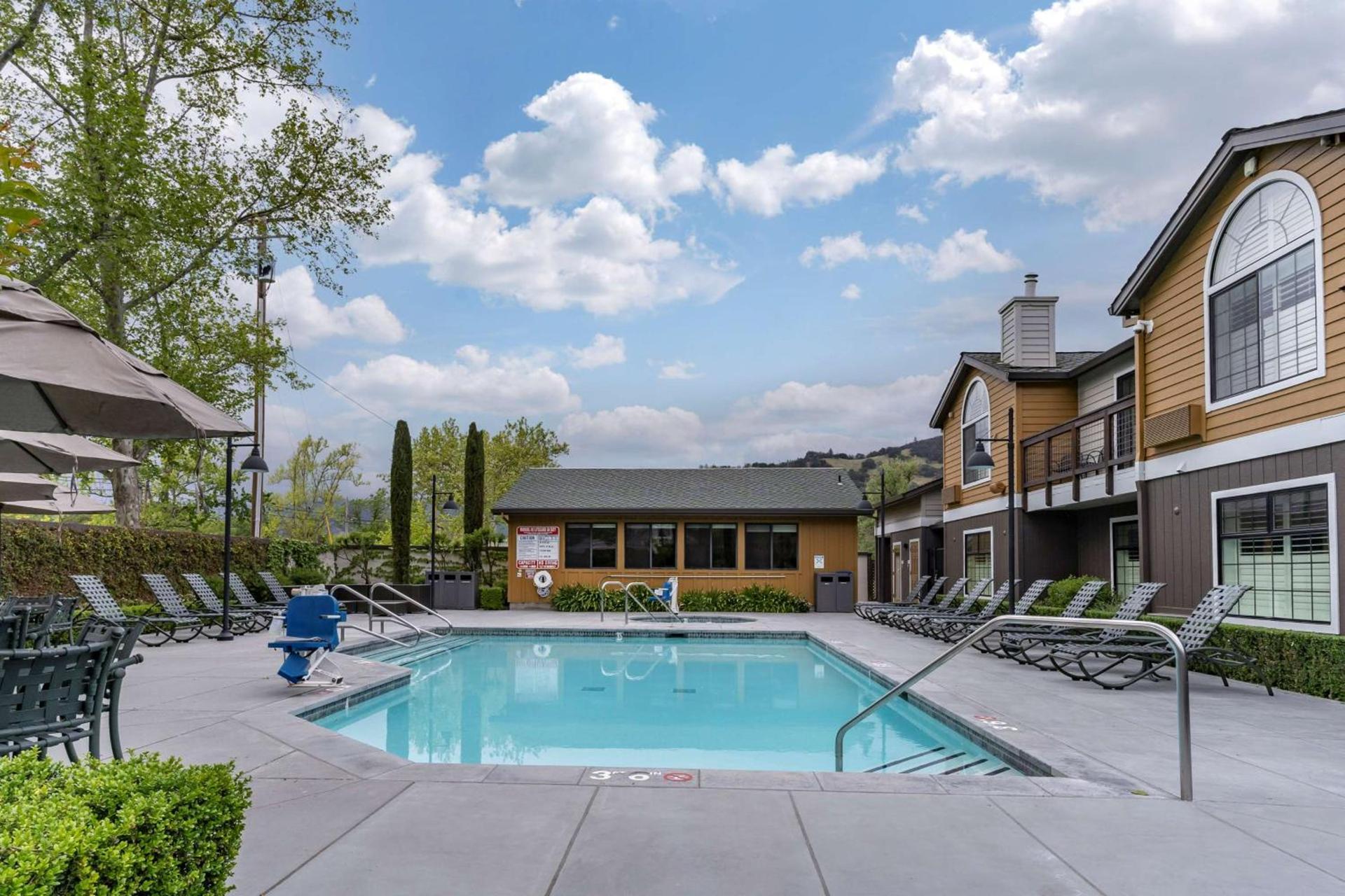 Best Western Plus Stevenson Manor photo 8