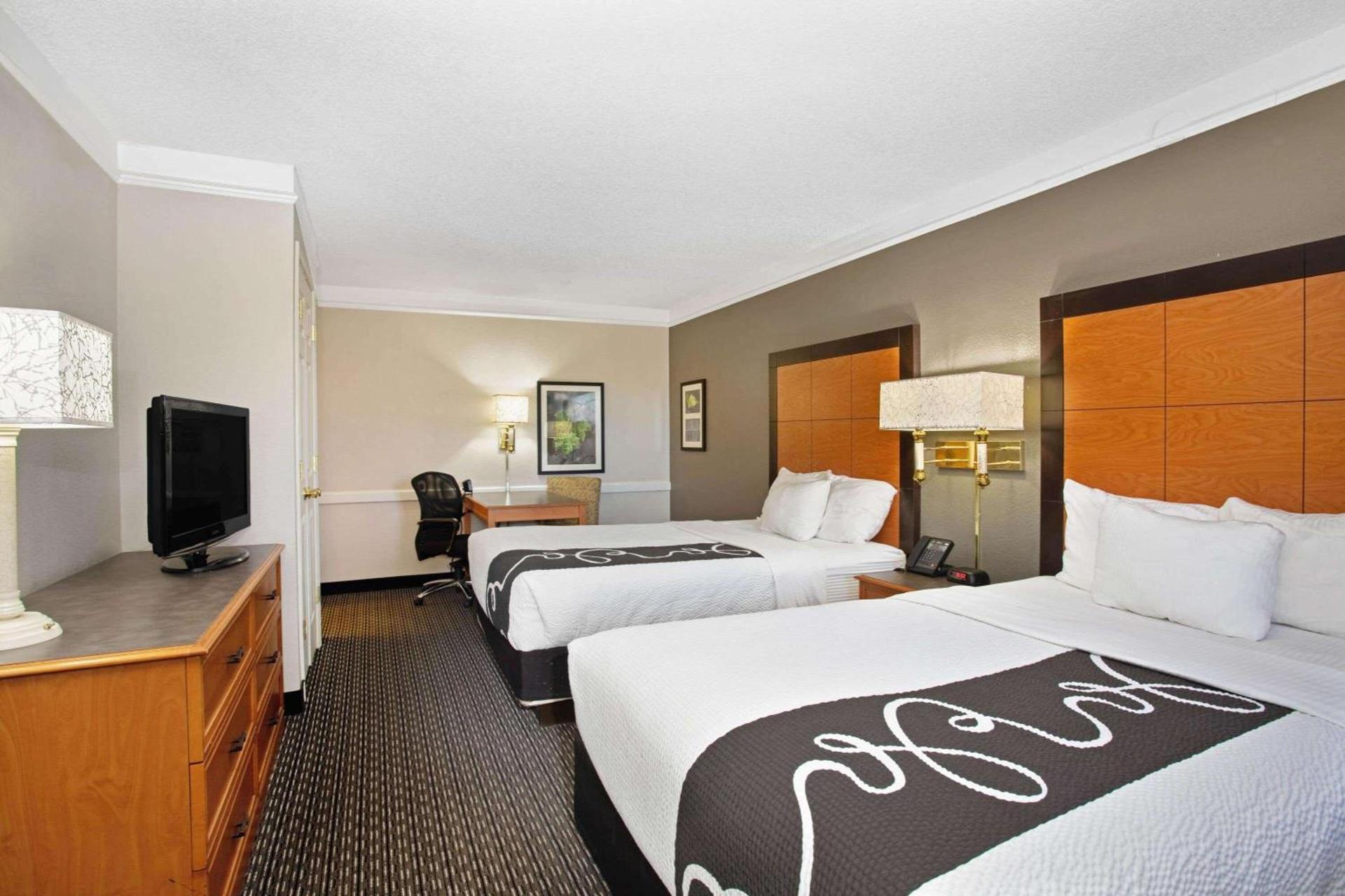 Travelodge by Wyndham Golden-Denver photo 16