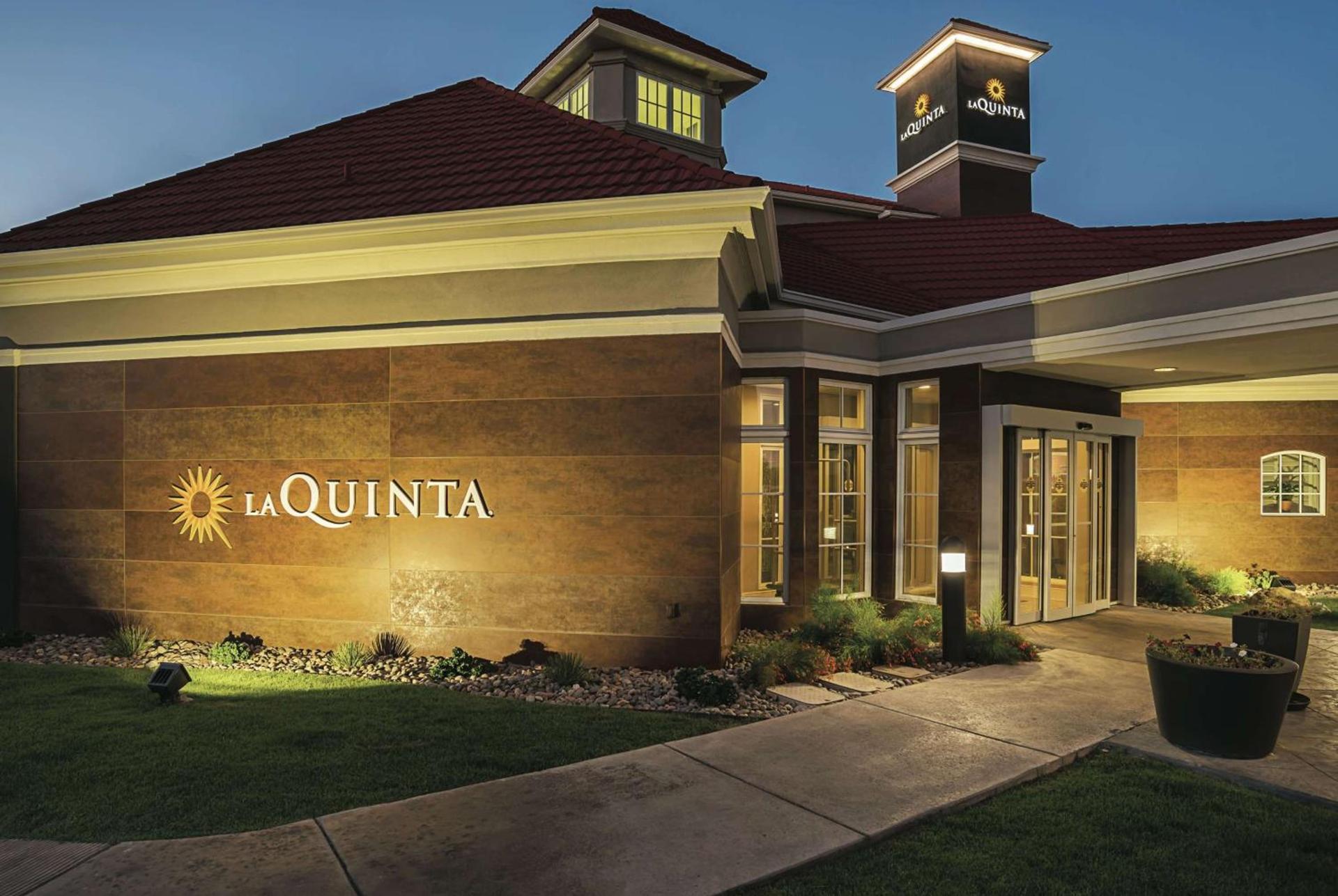 La Quinta by Wyndham Phoenix Chandler photo 3