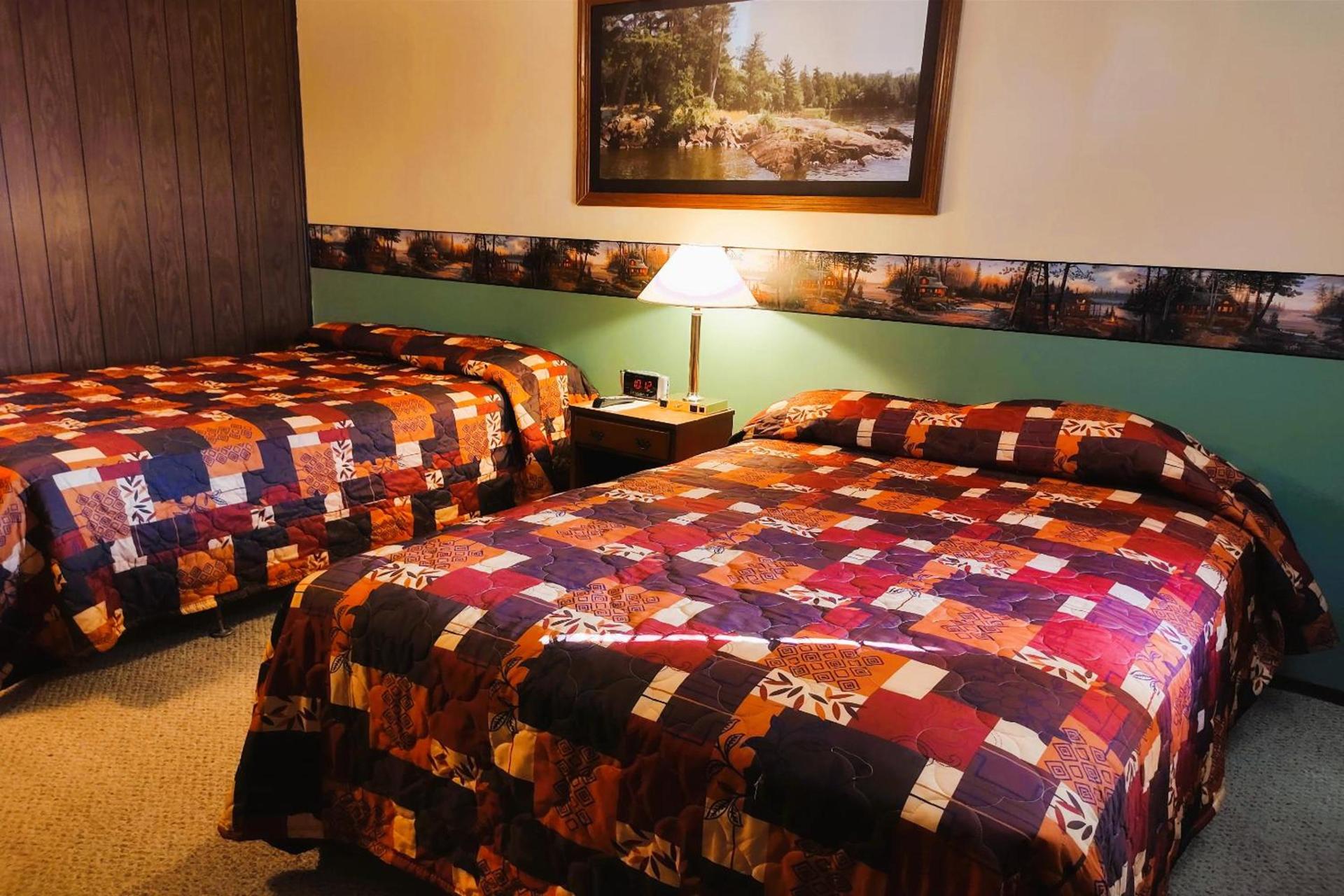 Love Hotels Voyageur by OYO at International Falls MN photo 15