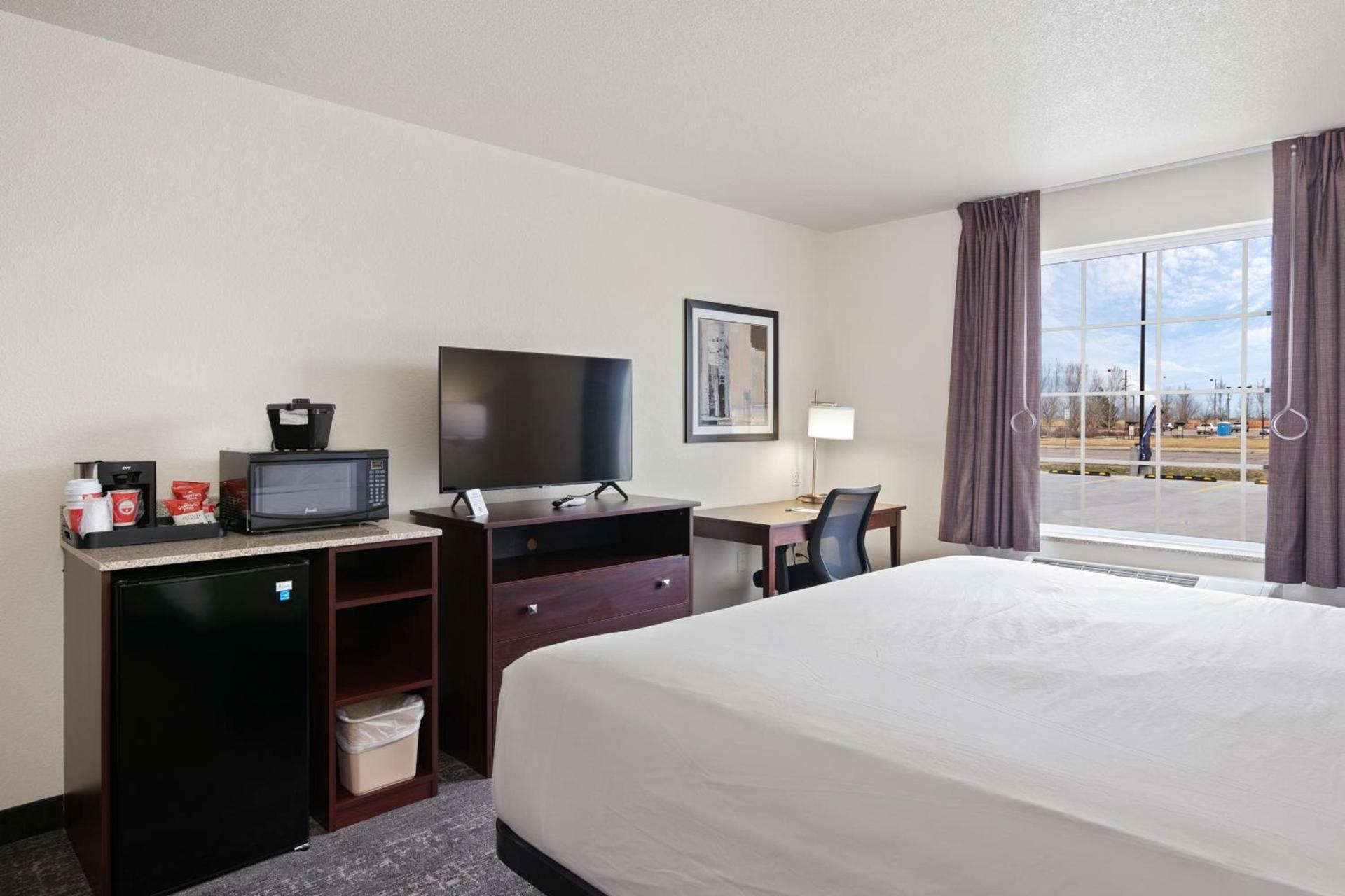 Cobblestone Inn & Suites - Yuma photo 18