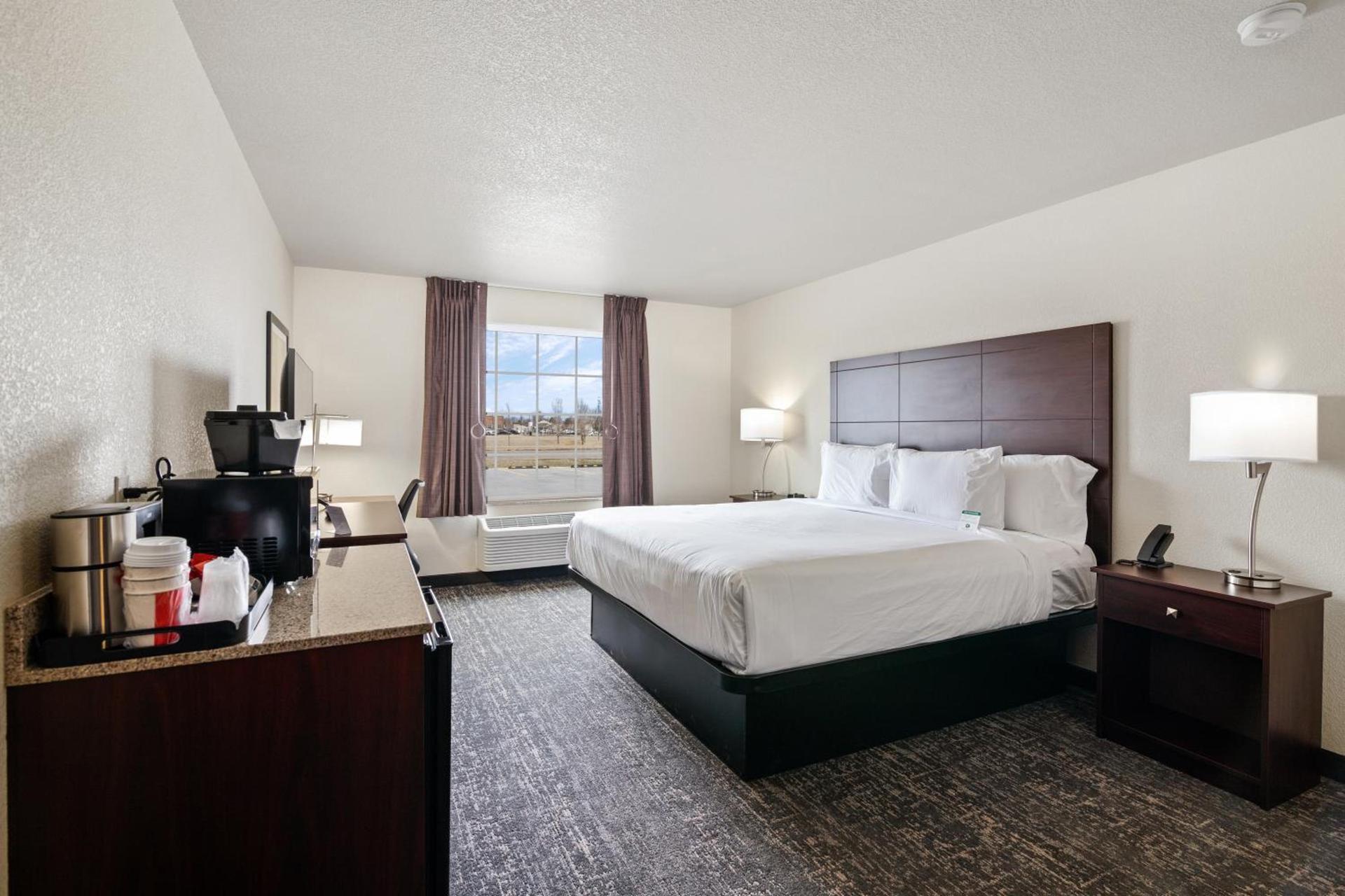 Cobblestone Inn & Suites - Yuma photo 16