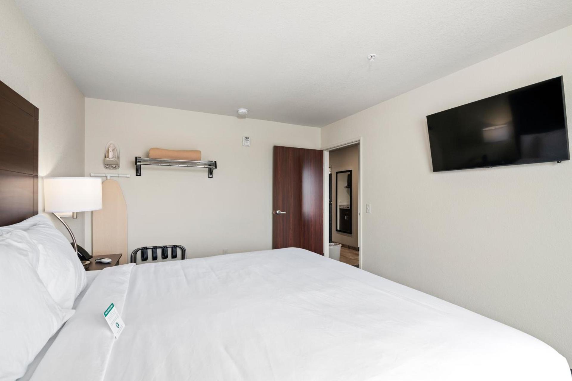 Cobblestone Inn & Suites - Yuma photo 36