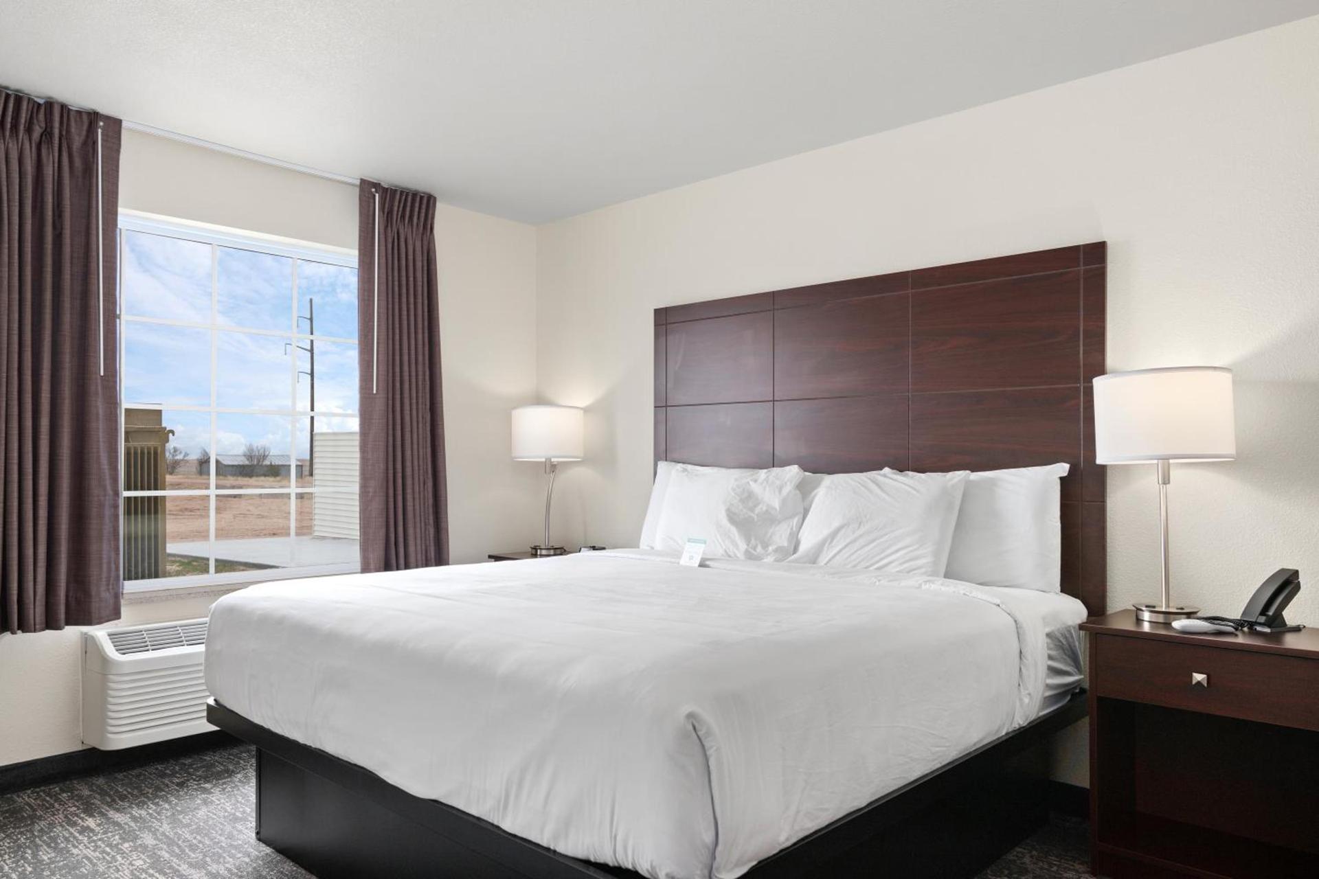 Cobblestone Inn & Suites - Yuma photo 35