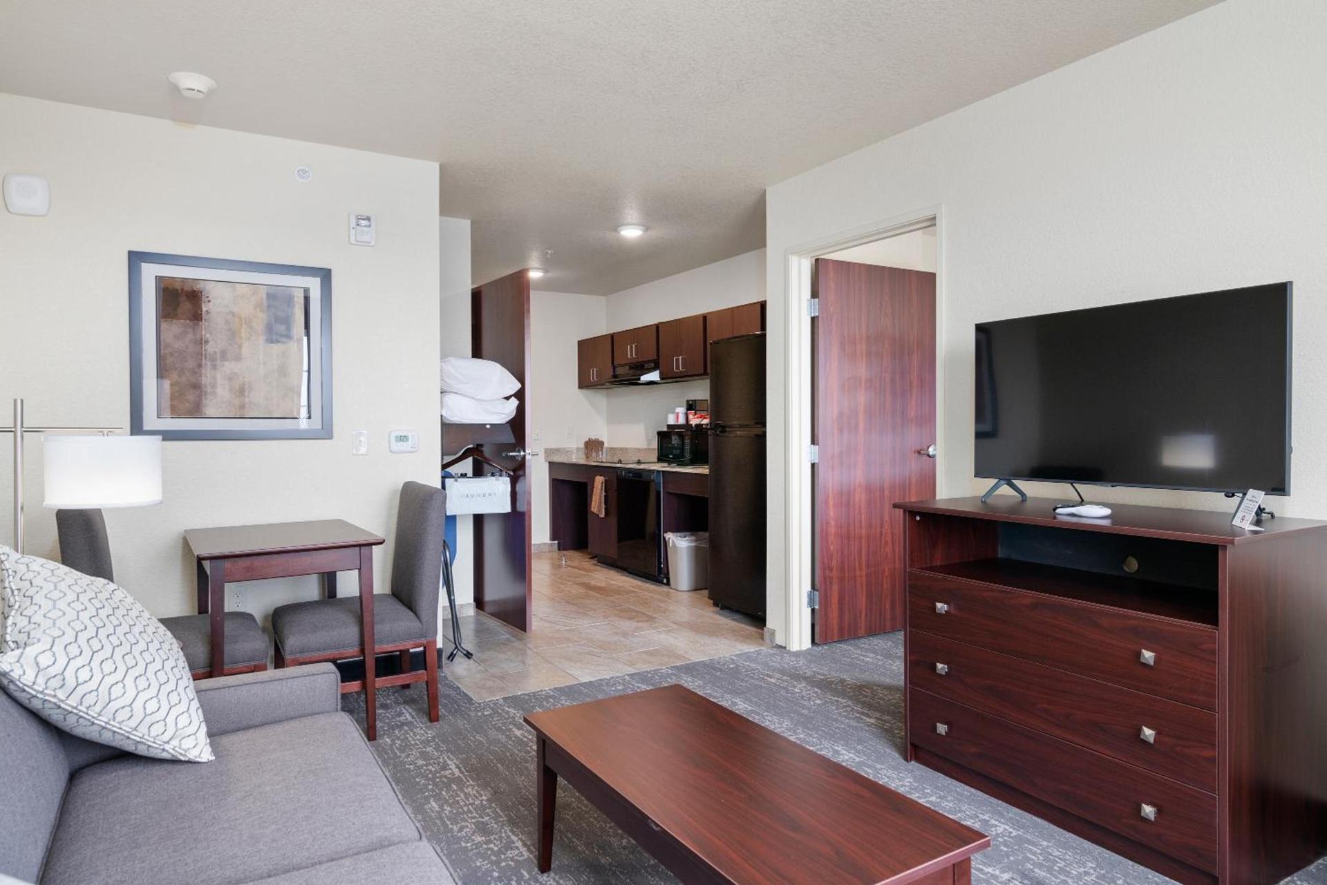 Cobblestone Inn & Suites - Yuma photo 43