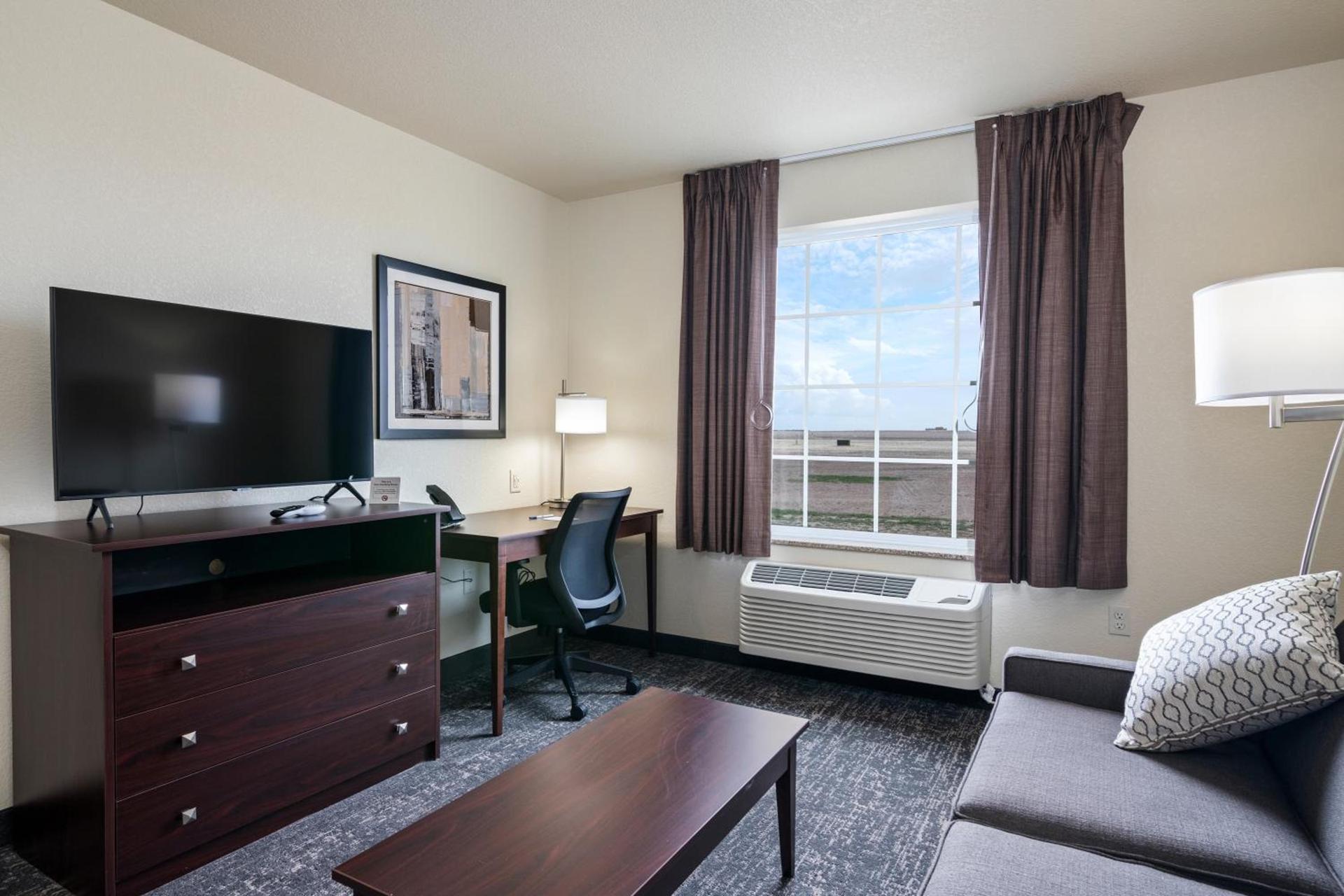 Cobblestone Inn & Suites - Yuma photo 41